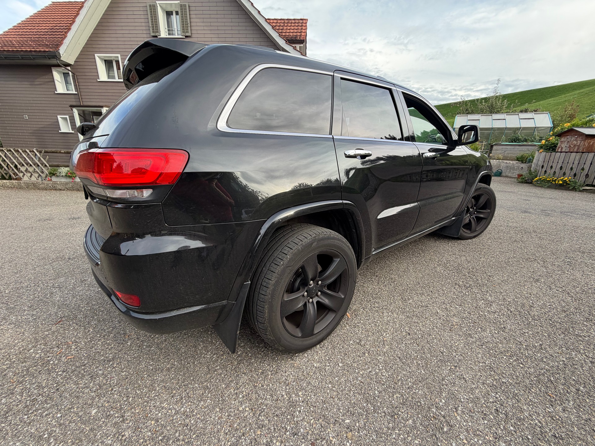 JEEP Grand Cherokee 3.0 CRD Overland Automatic-image-7