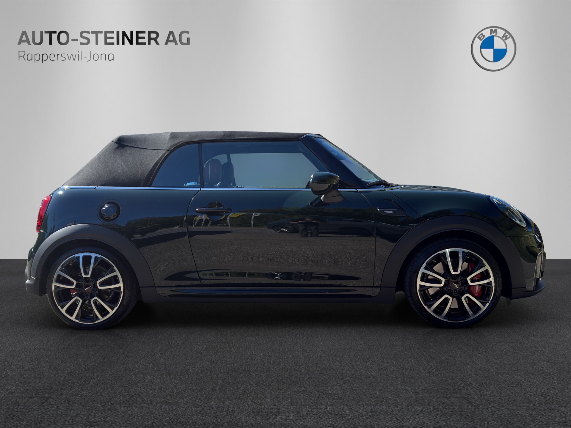 MINI Cabrio John Cooper Works-image-5