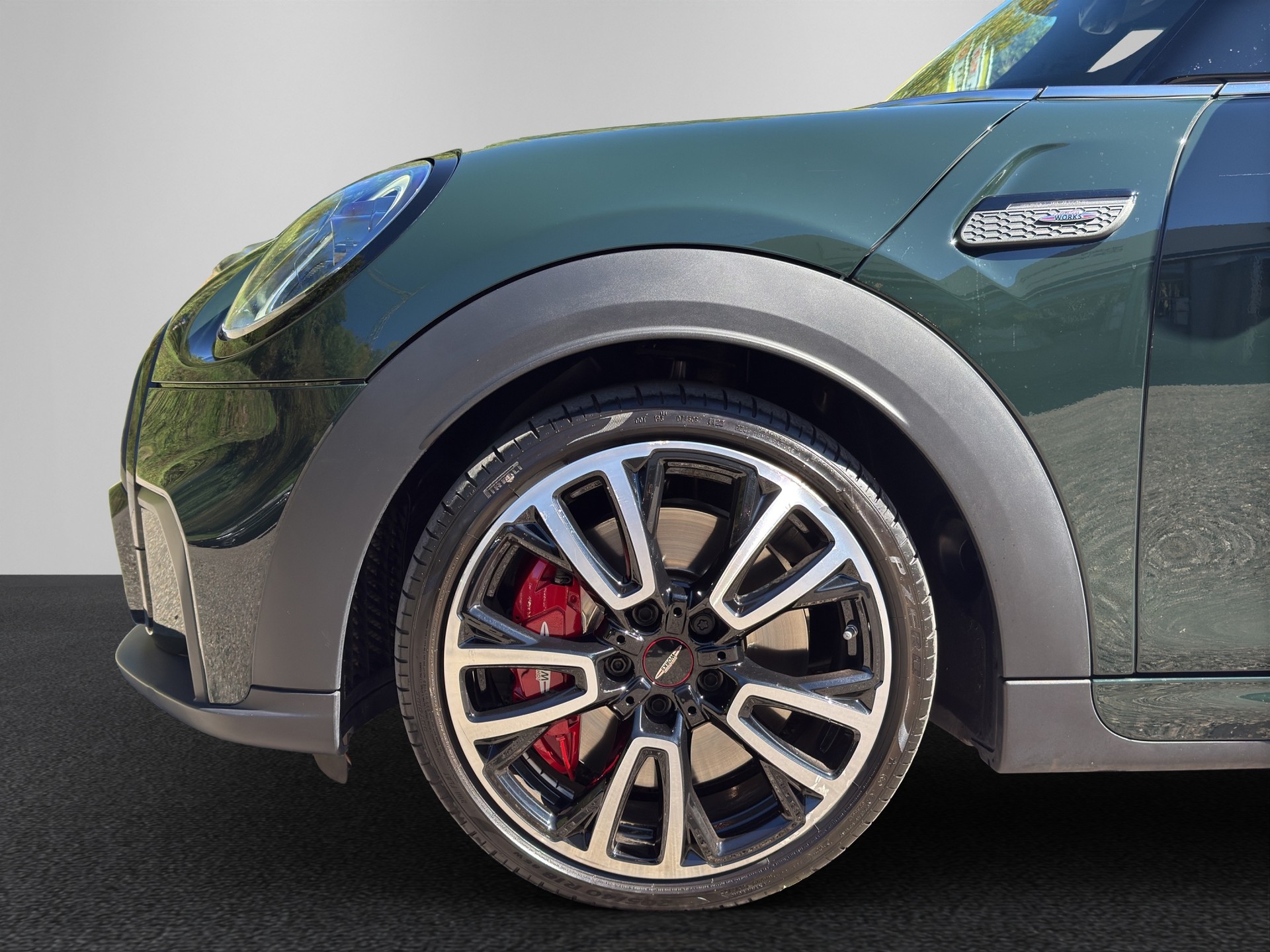 MINI Cabrio John Cooper Works-image-9