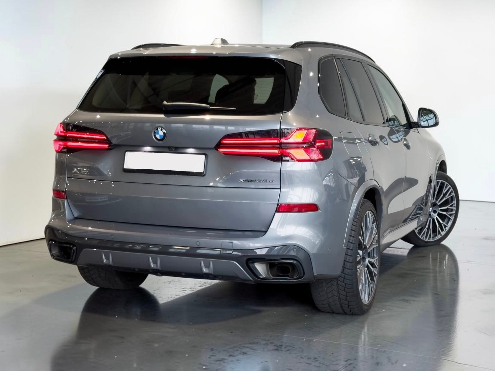 BMW X5 xDrive 48V 30d M Sport Pro Steptronic-image-2