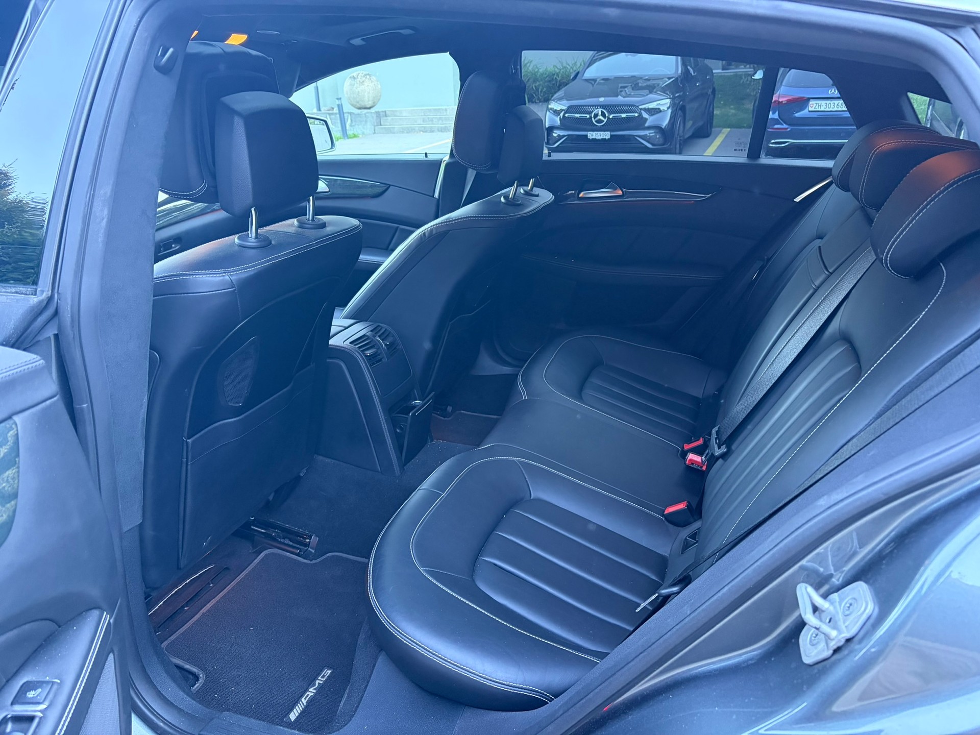 MERCEDES-BENZ CLS 350 d 4matic-image-3
