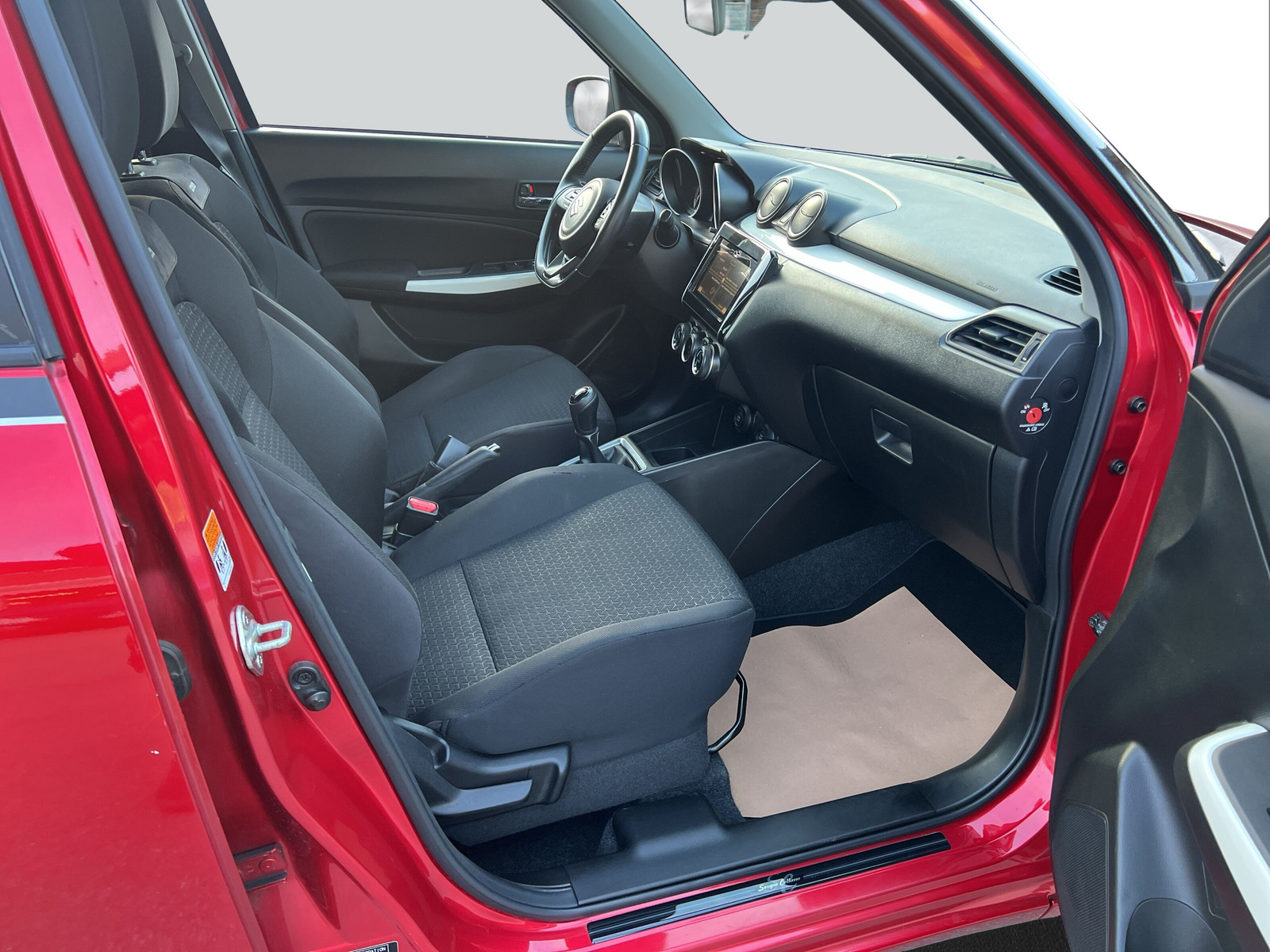 SUZUKI Swift 1.2i 16V SHVS Sergio Cellano Top Hybrid 4x4-image-10