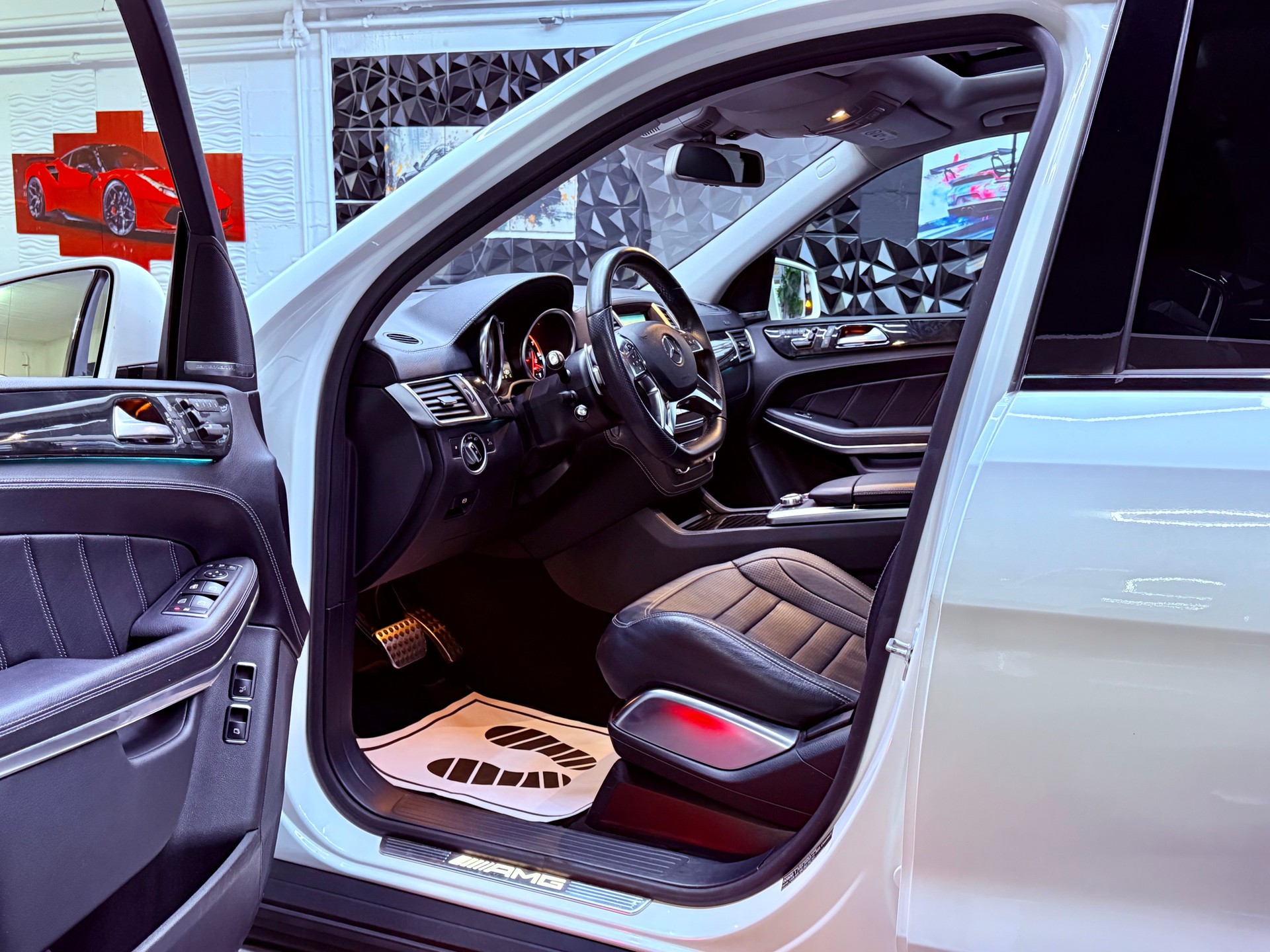 MERCEDES-BENZ GL 63 AMG 4Matic Speedshift Plus 7G-Tronic 7 Plätzer-image-15