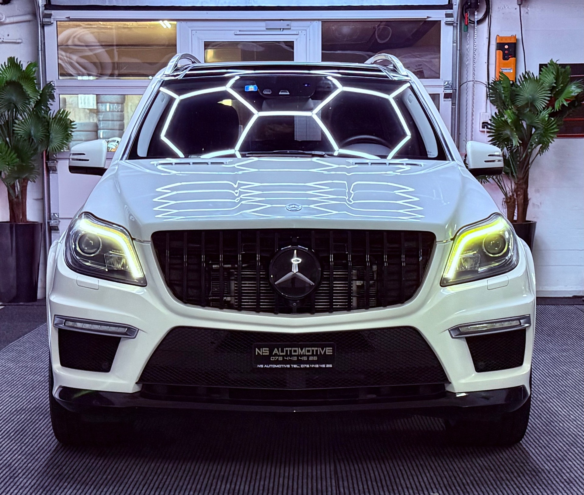 MERCEDES-BENZ GL 63 AMG 4Matic Speedshift Plus 7G-Tronic 7 Plätzer-image-1