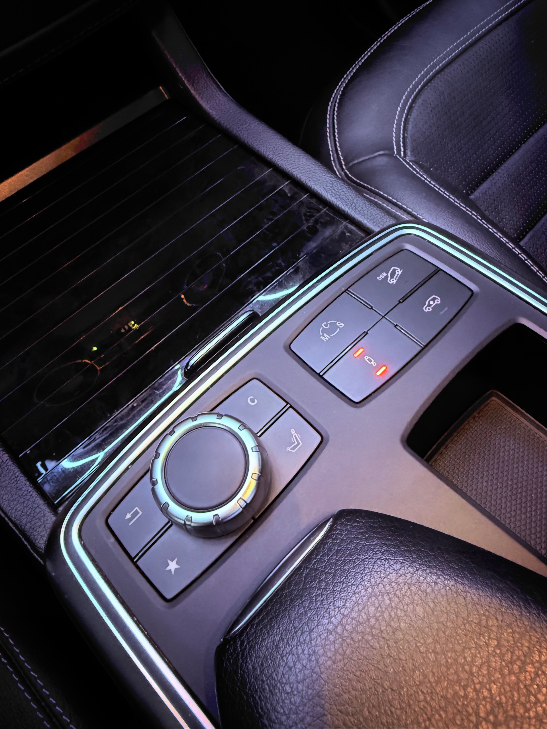 MERCEDES-BENZ GL 63 AMG 4Matic Speedshift Plus 7G-Tronic 7 Plätzer-image-21