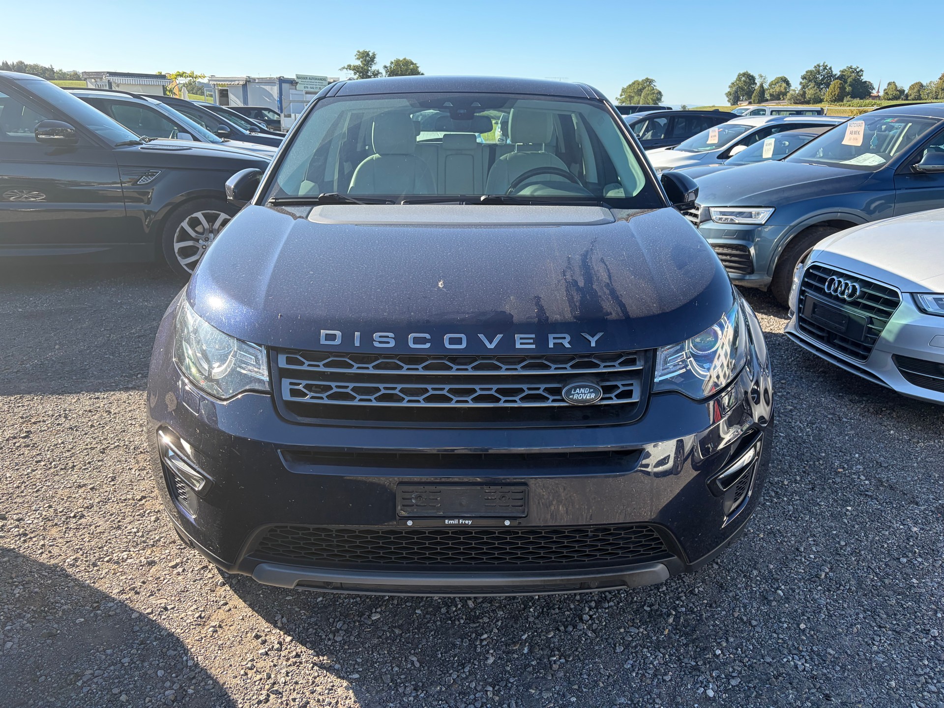 LAND ROVER Discovery Sport 2.0 TD4 SE AT9-image-2