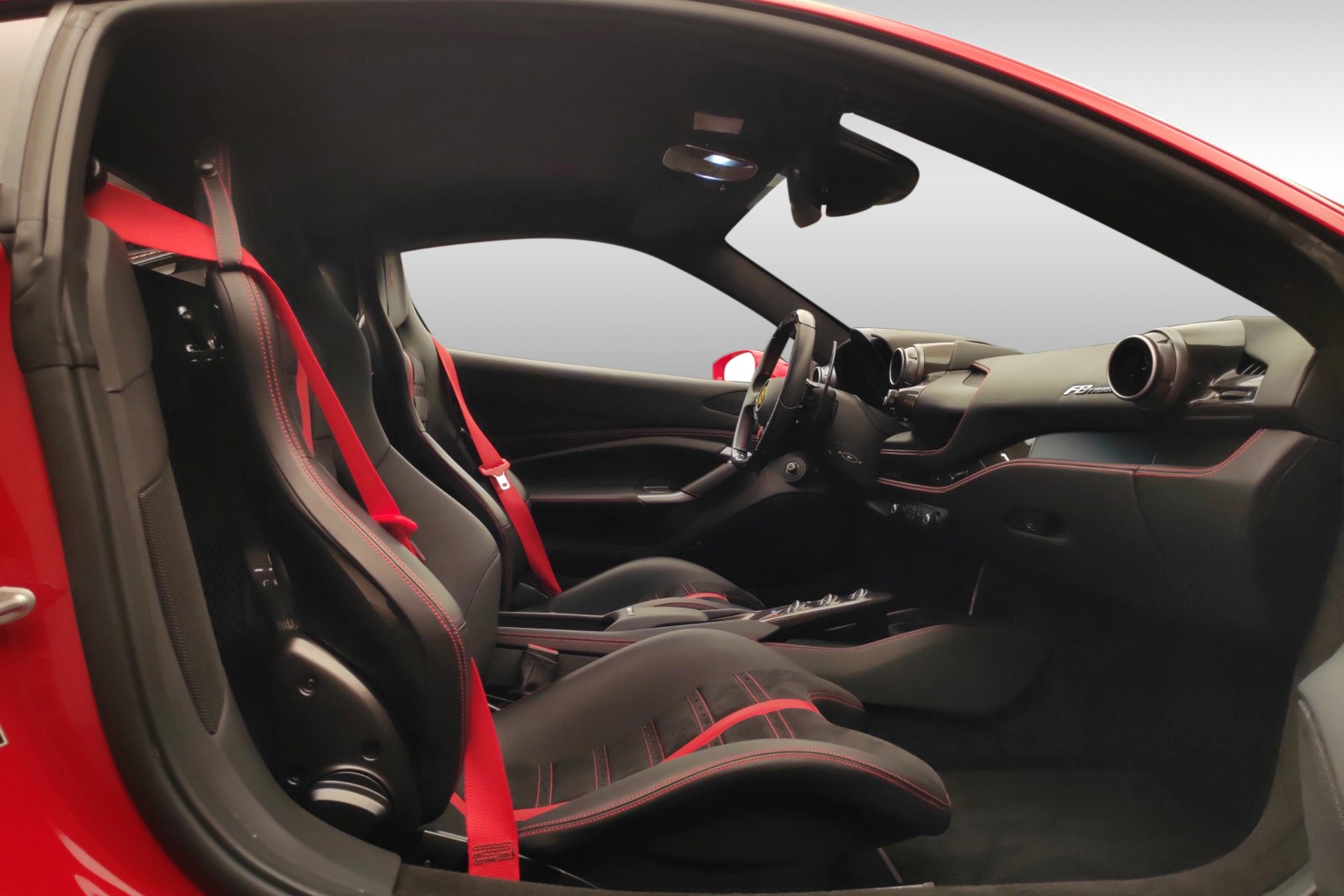 FERRARI F8 Tributo-image-12