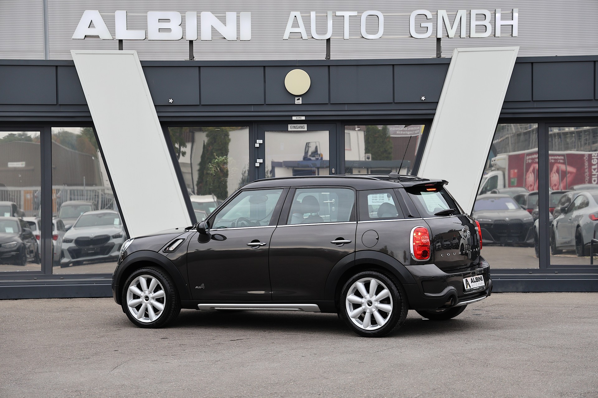 MINI Countryman R60 1.6i Cooper S ALL4-image-3