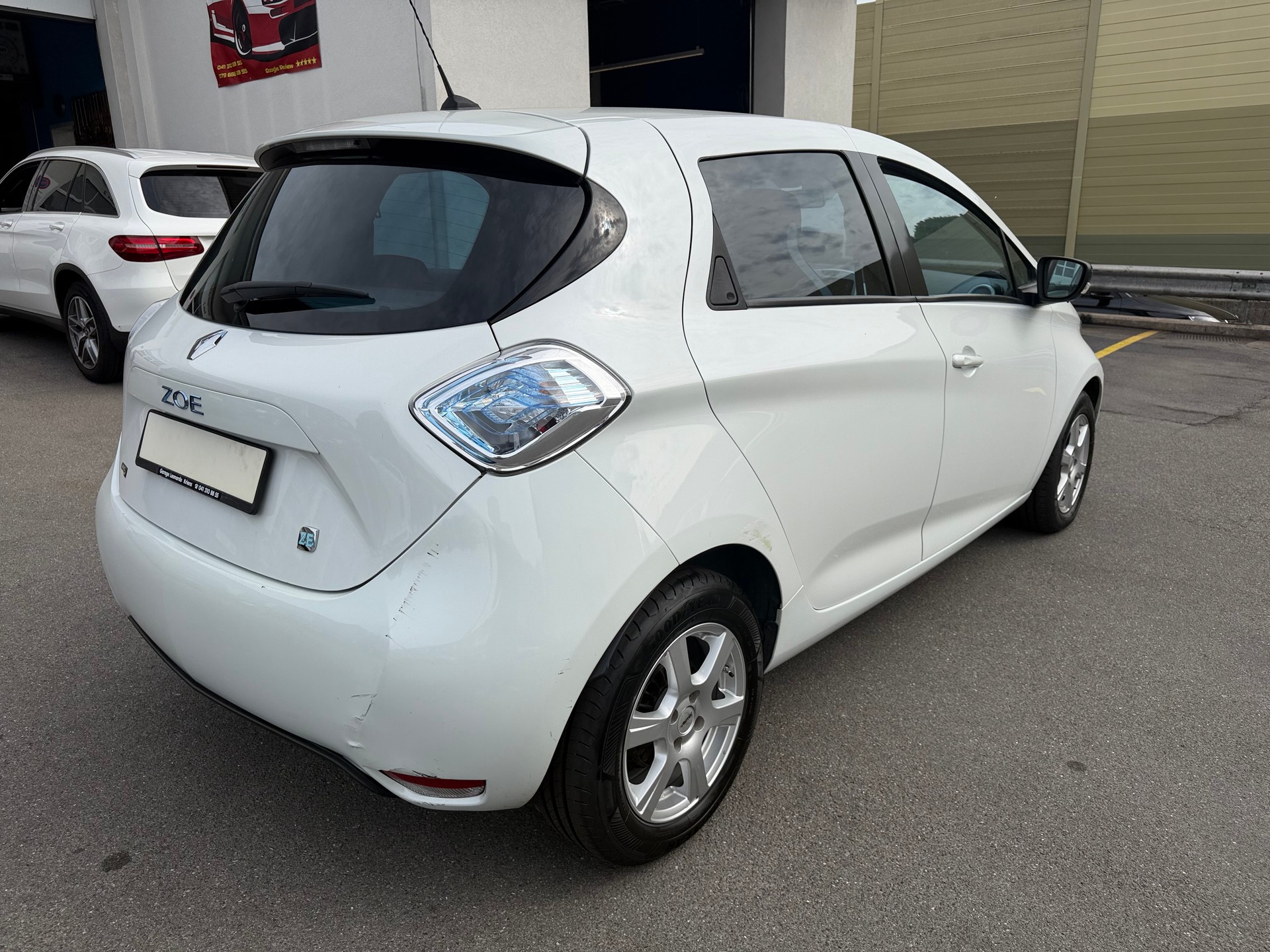 RENAULT ZOE-image-5