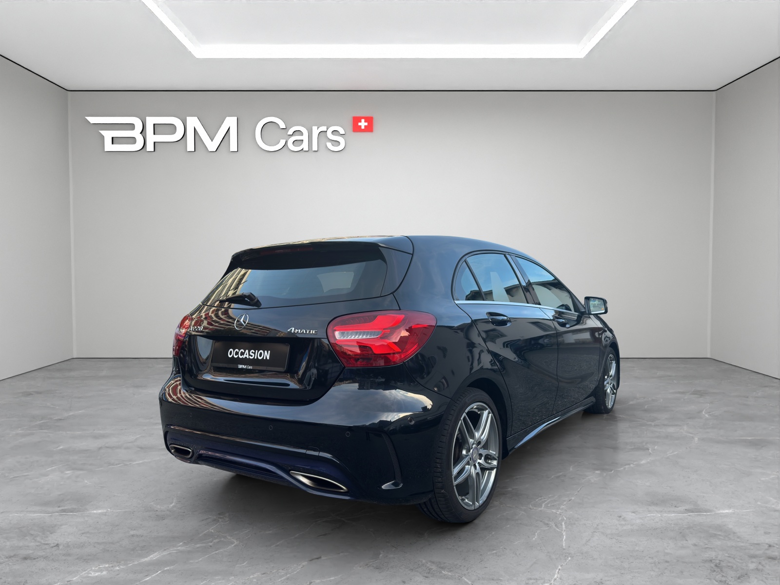 MERCEDES-BENZ Classe A W176 A 220 AMG Line 4m-showroom-element-3