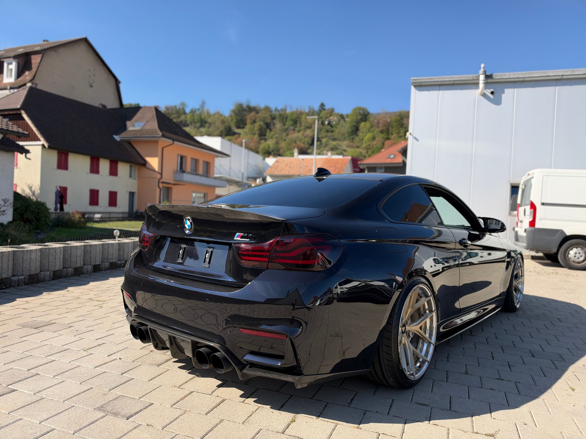BMW M4 Coupé DKG-image-6