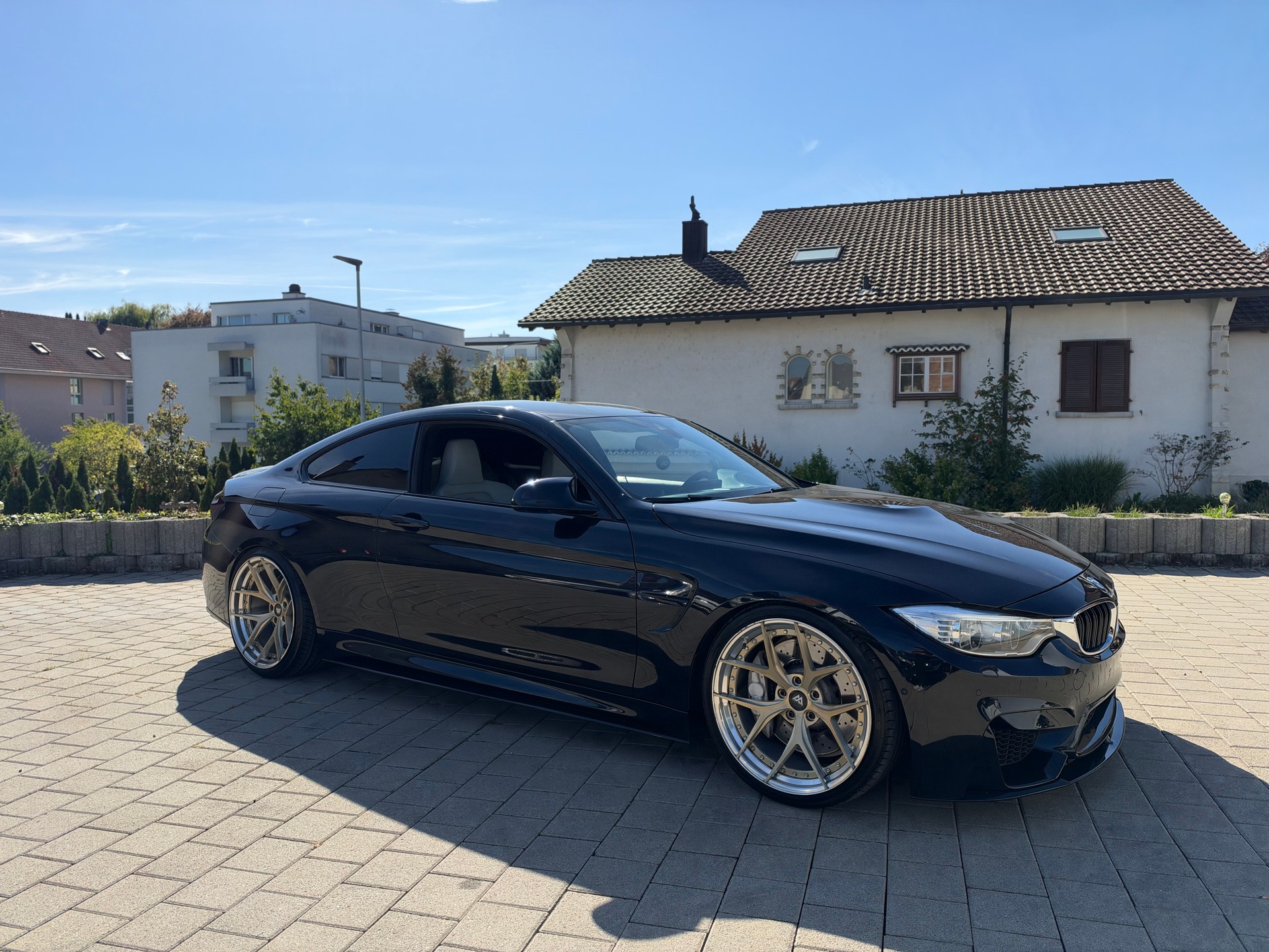 BMW M4 Coupé DKG-image-3
