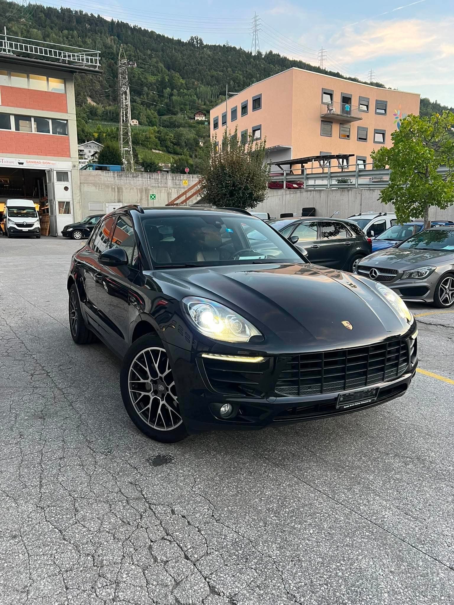 PORSCHE Macan S Diesel PDK-image-4