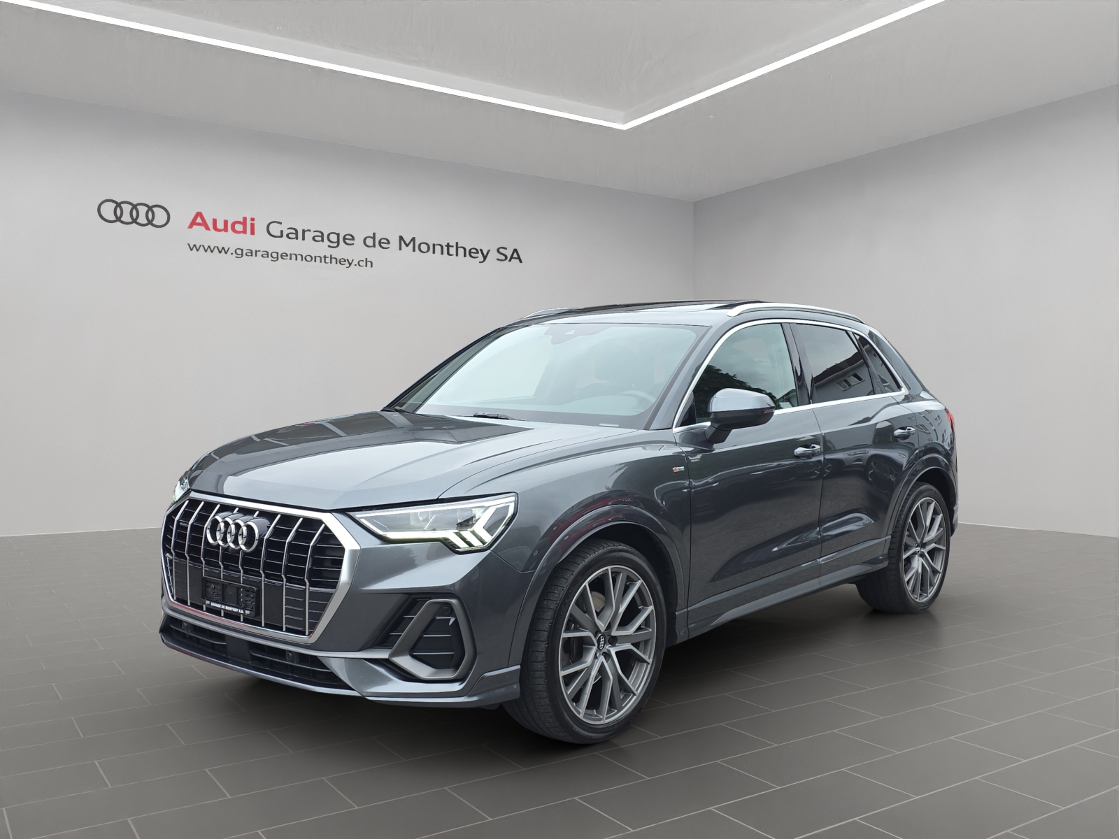 AUDI Q3 45 TFSI S line quattro S-tronic