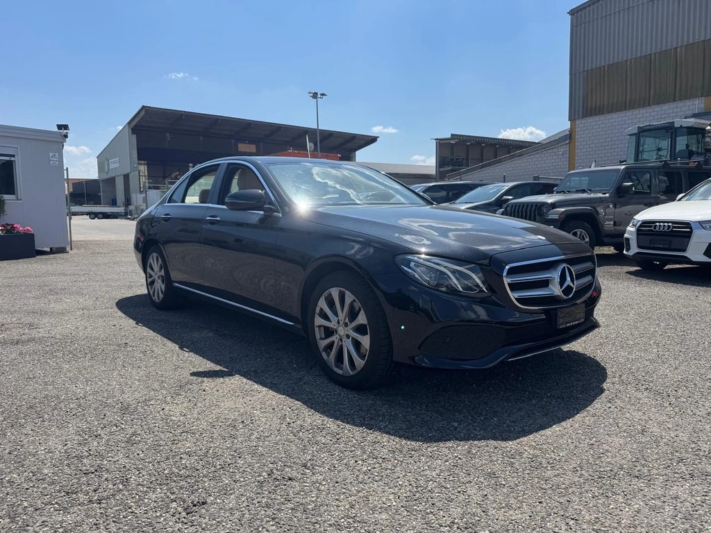MERCEDES-BENZ E 200 d Exclusive 9G-Tronic-image-4