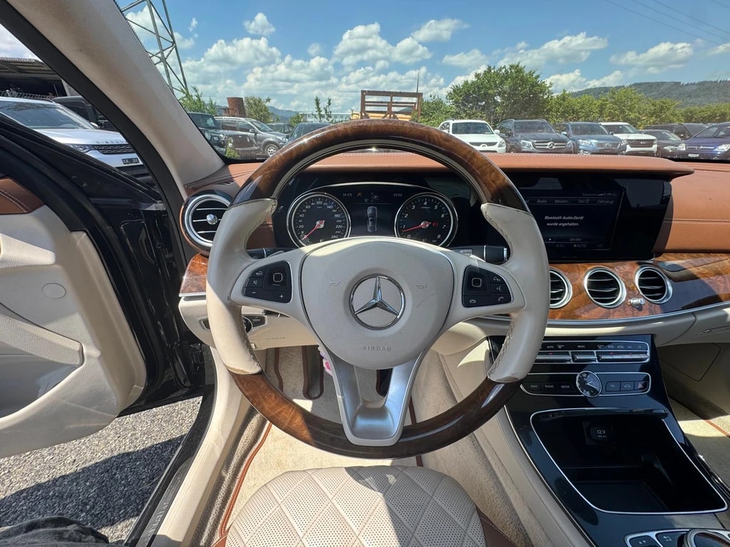 MERCEDES-BENZ E 200 d Exclusive 9G-Tronic-image-6