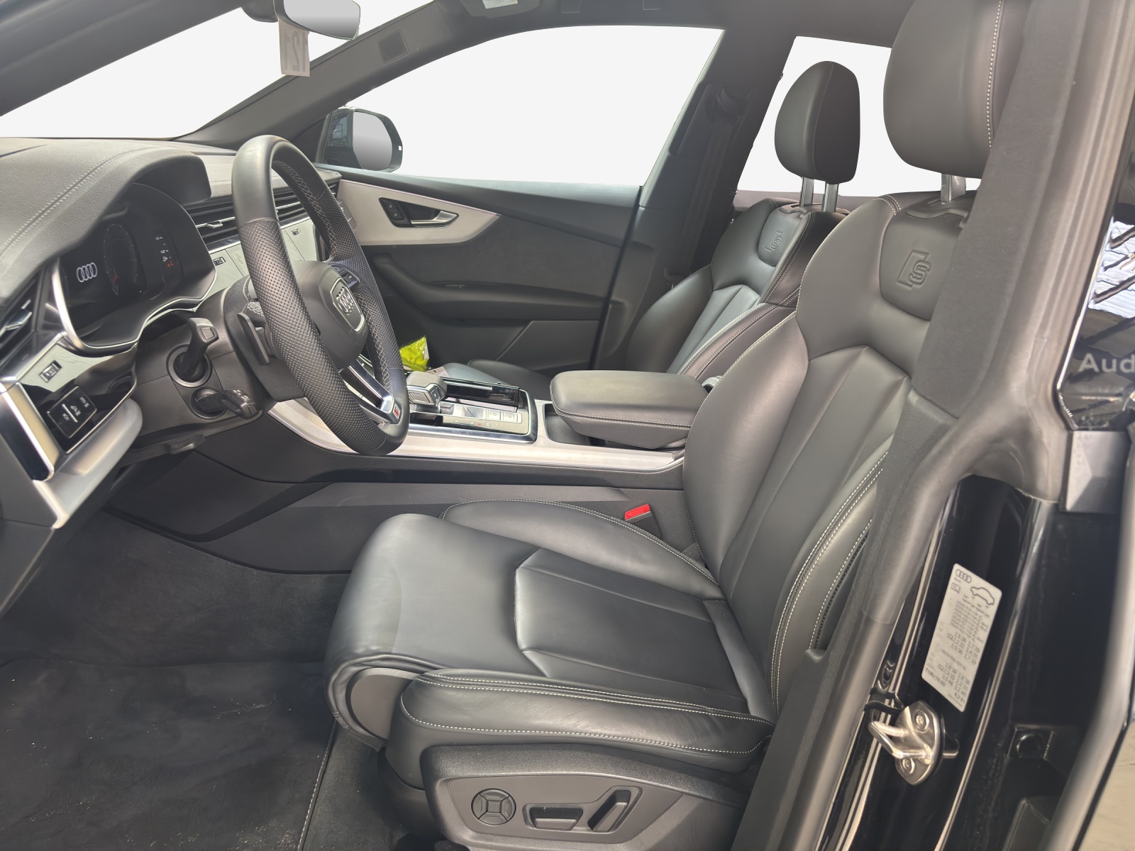 AUDI Q8 SUV TDI quattro 210 kW tiptronic-image-7