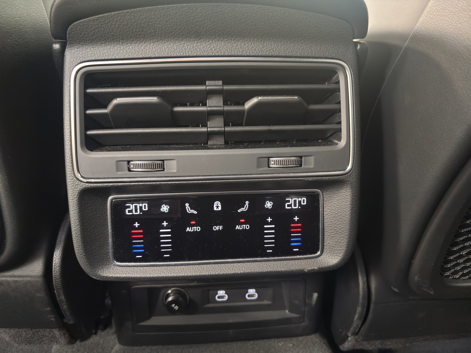 AUDI Q8 SUV TDI quattro 210 kW tiptronic-image-15