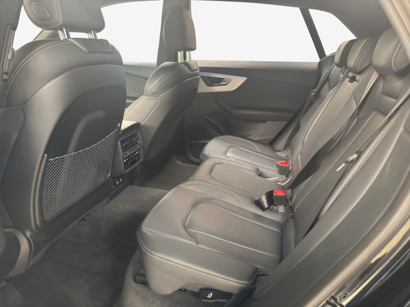 AUDI Q8 SUV TDI quattro 210 kW tiptronic-image-11