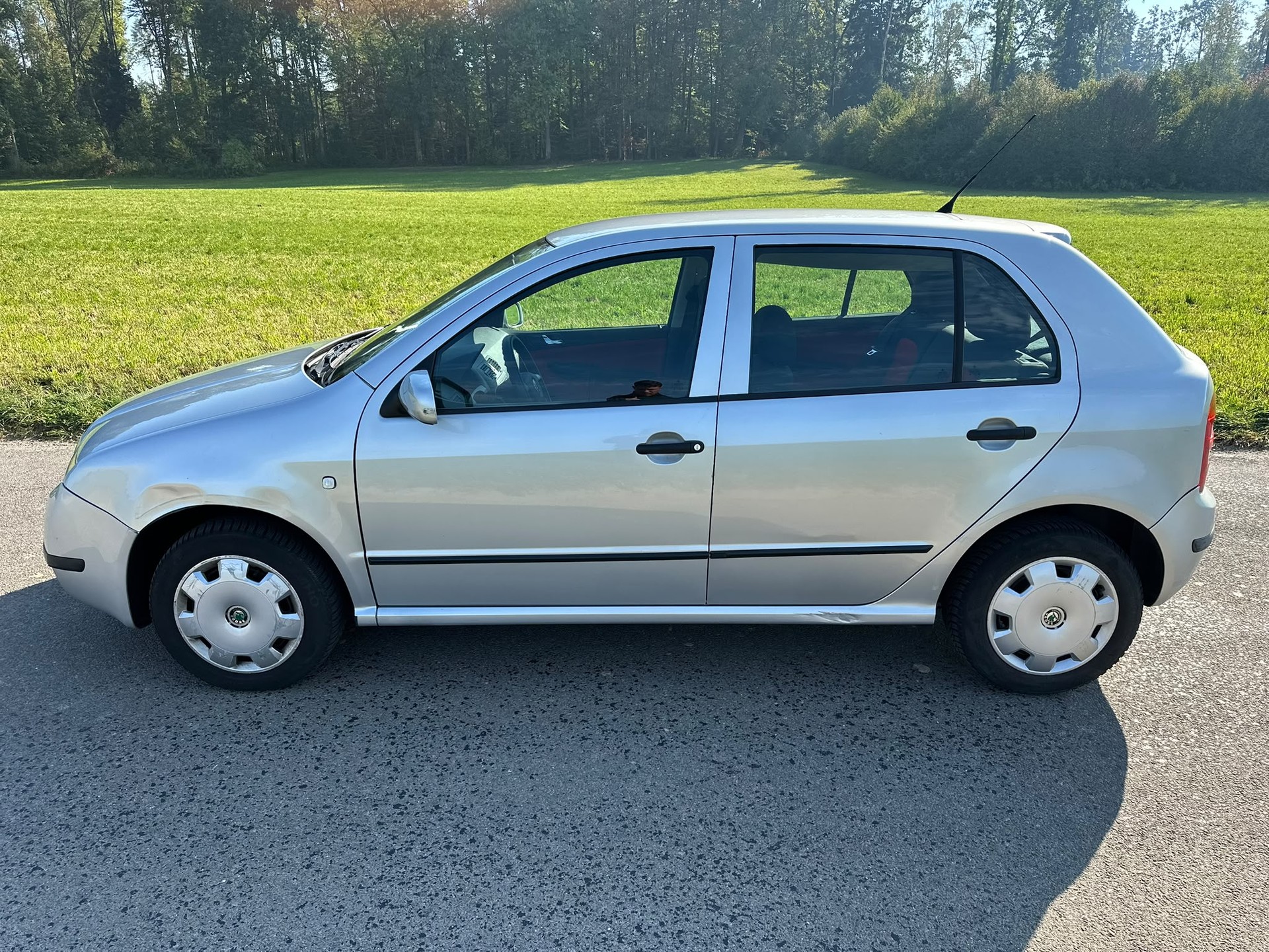 SKODA Fabia 1.4 16V Comfort-image-8