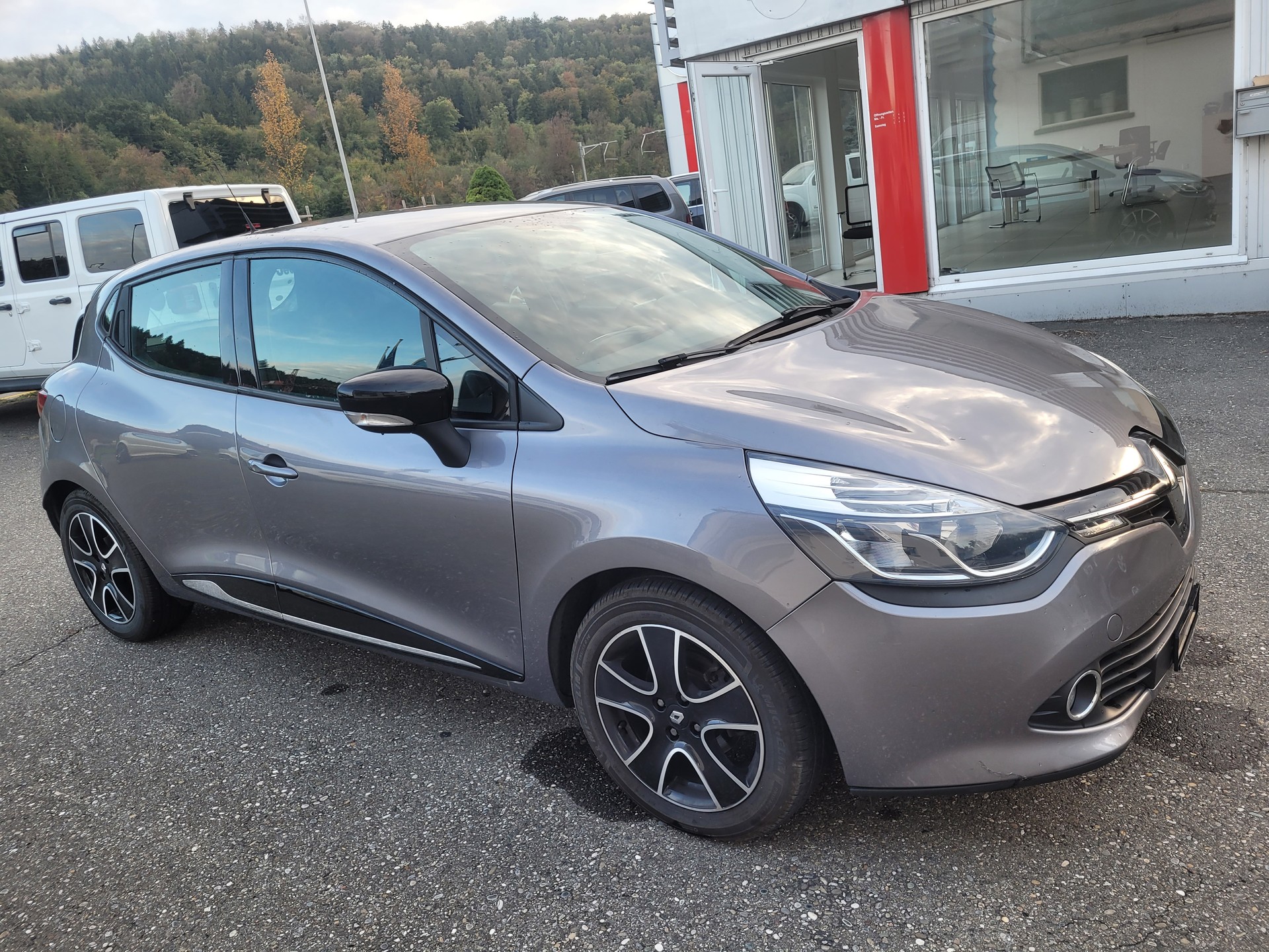 RENAULT Clio 0.9 12V Expression-image-8