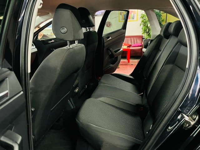 VW Taigo 1.0 TSI Life DSG-image-12
