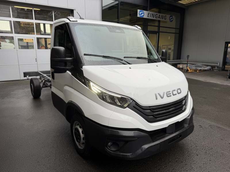 IVECO Daily 35 S 18HA8 K.-Ch. 3750 3.0 HPI 176-image-1