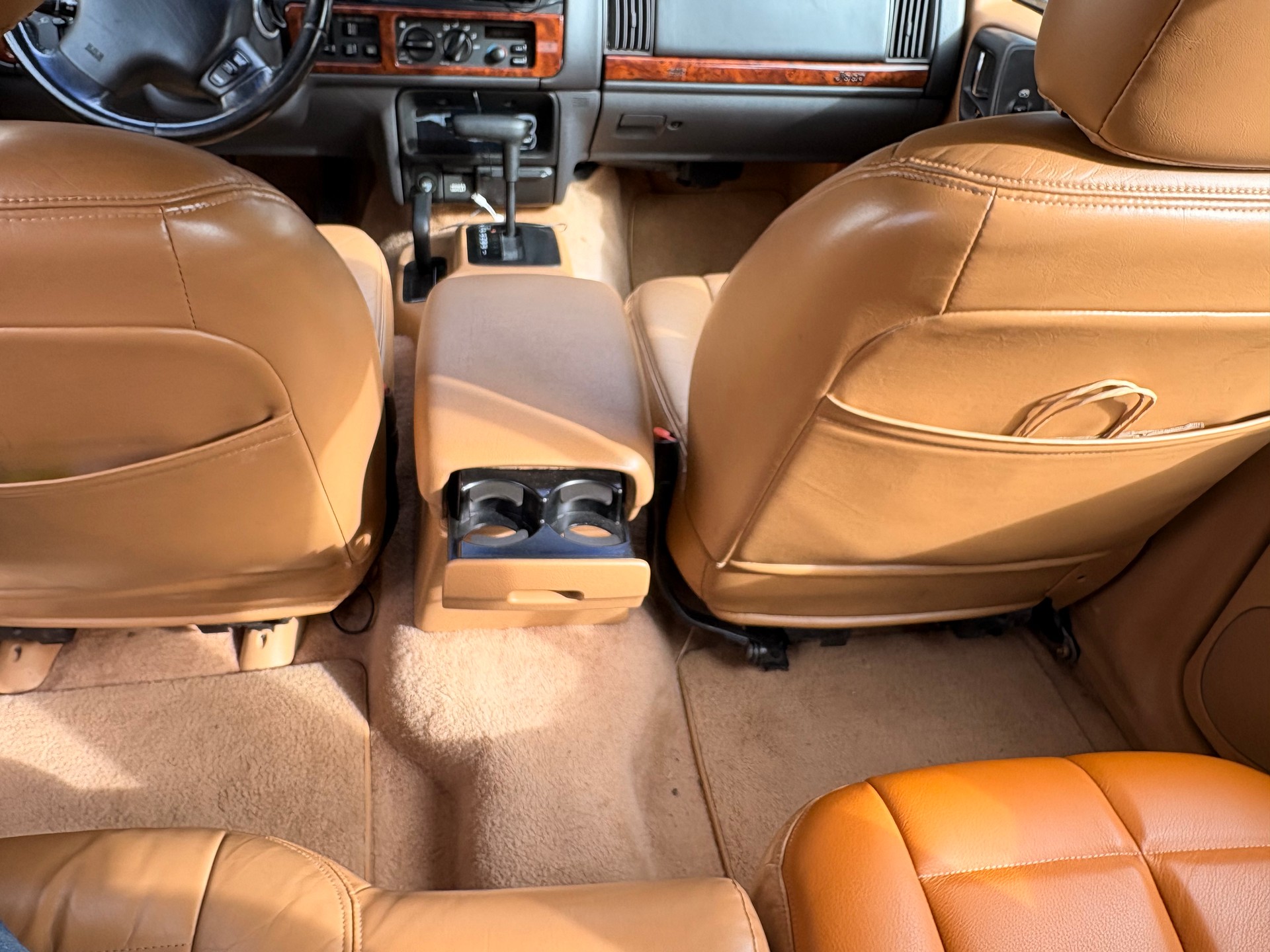 JEEP 5.2 V8 Limited ABS-image-7