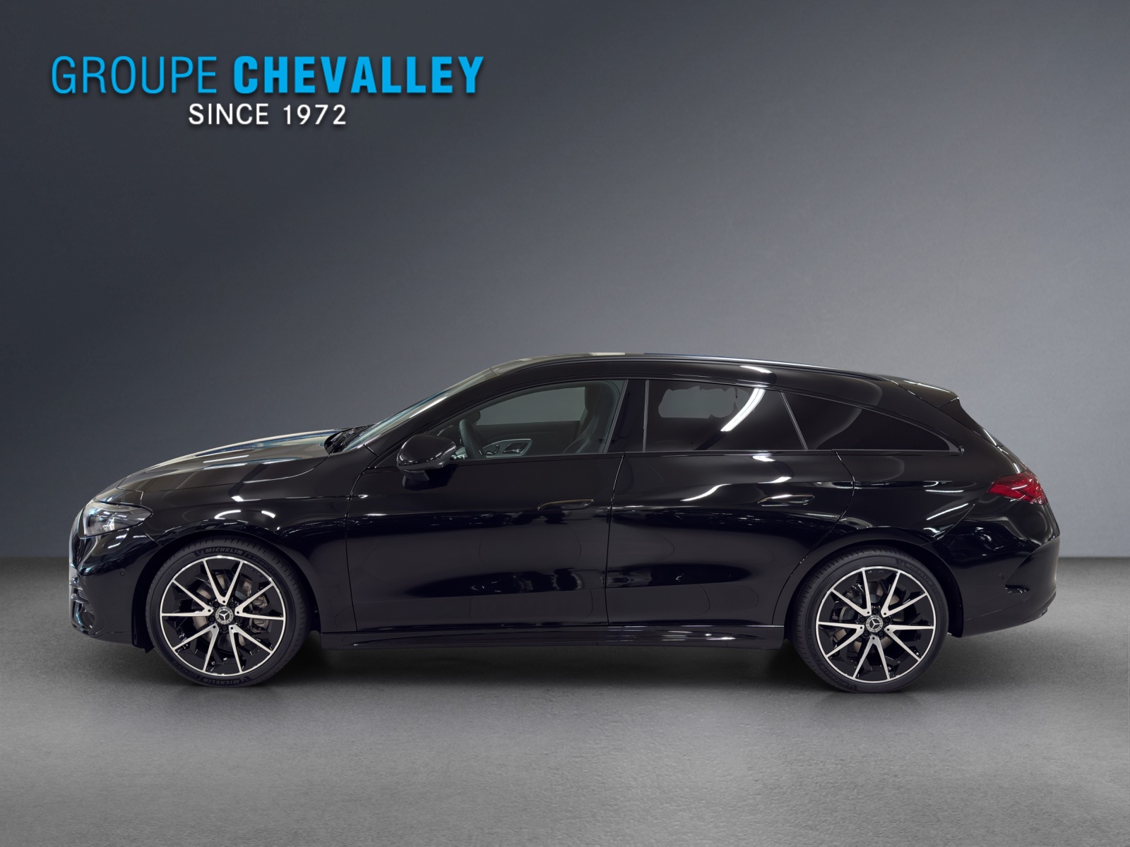 MERCEDES-BENZ CLA 350 4M Shooting Brake électrique-showroom-element-1