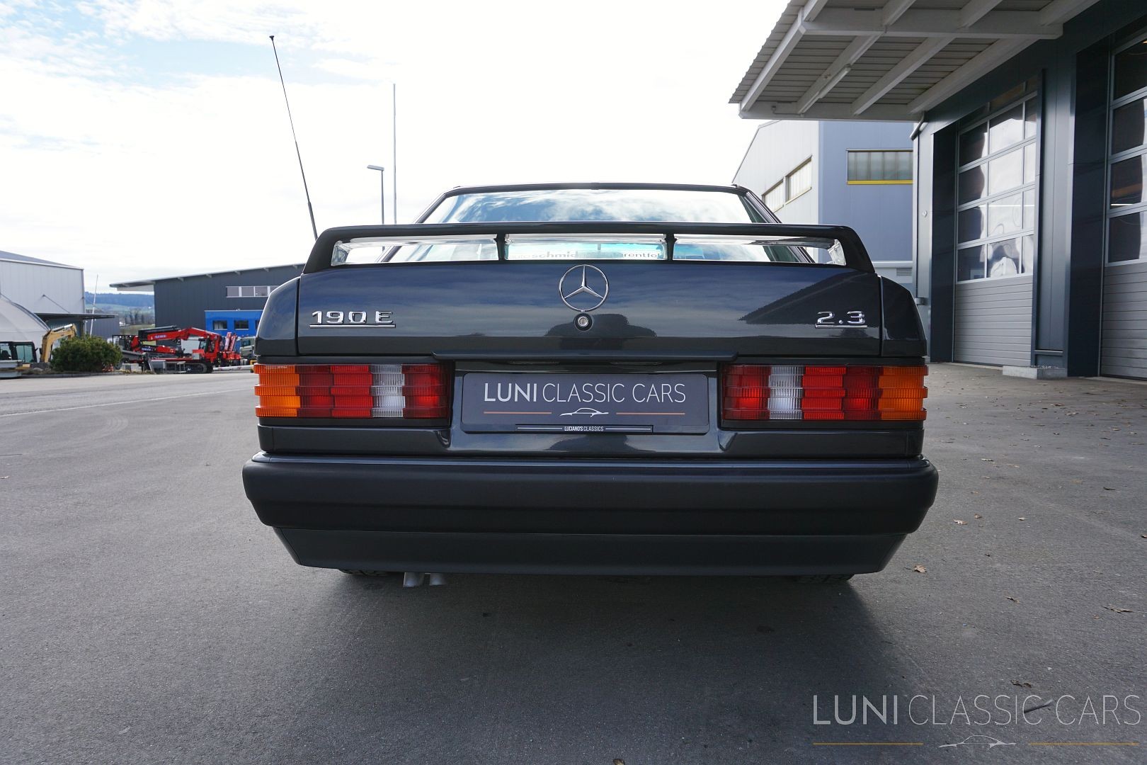 MERCEDES-BENZ 190 E 2.3-image-4