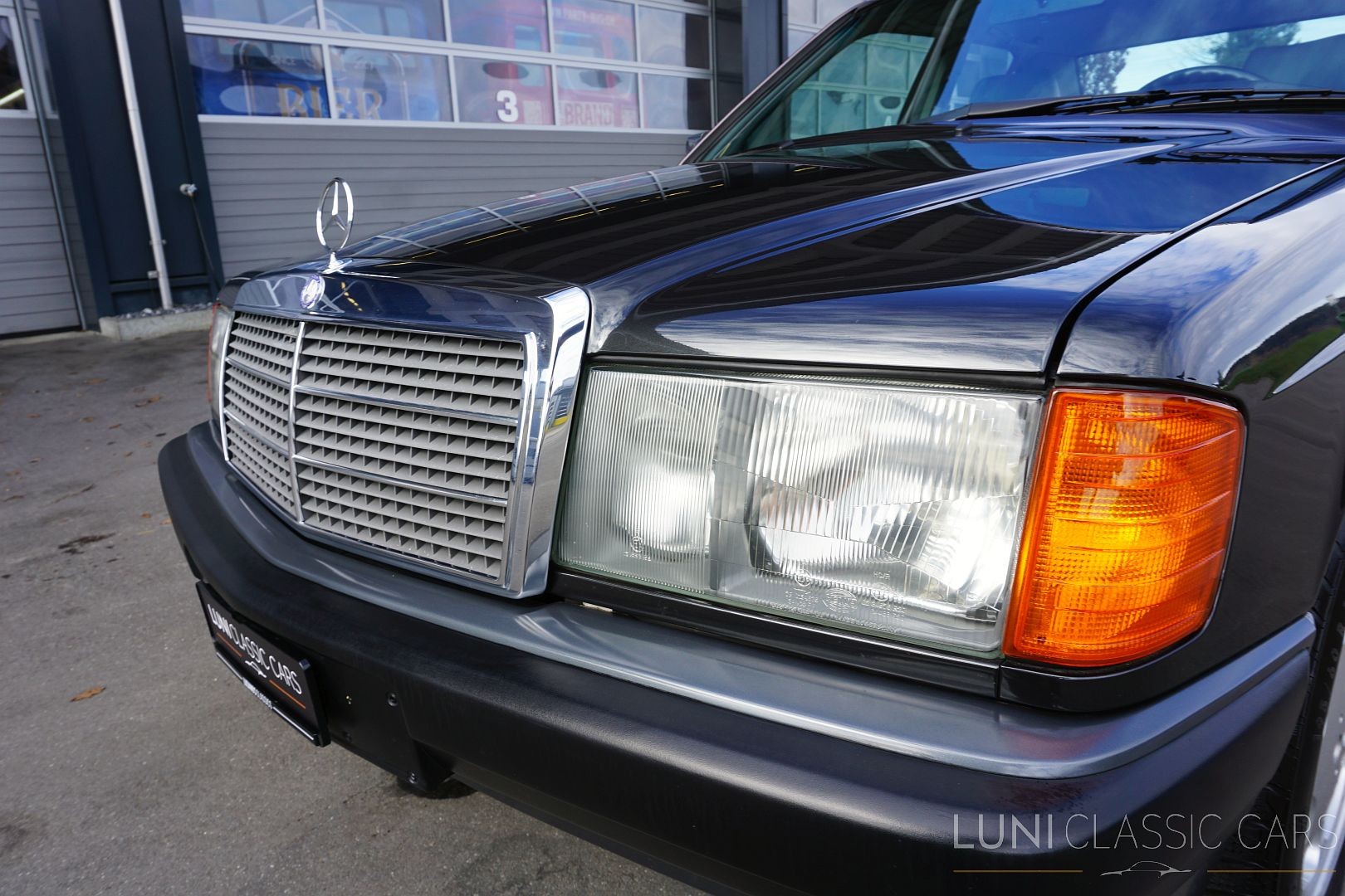 MERCEDES-BENZ 190 E 2.3-image-9
