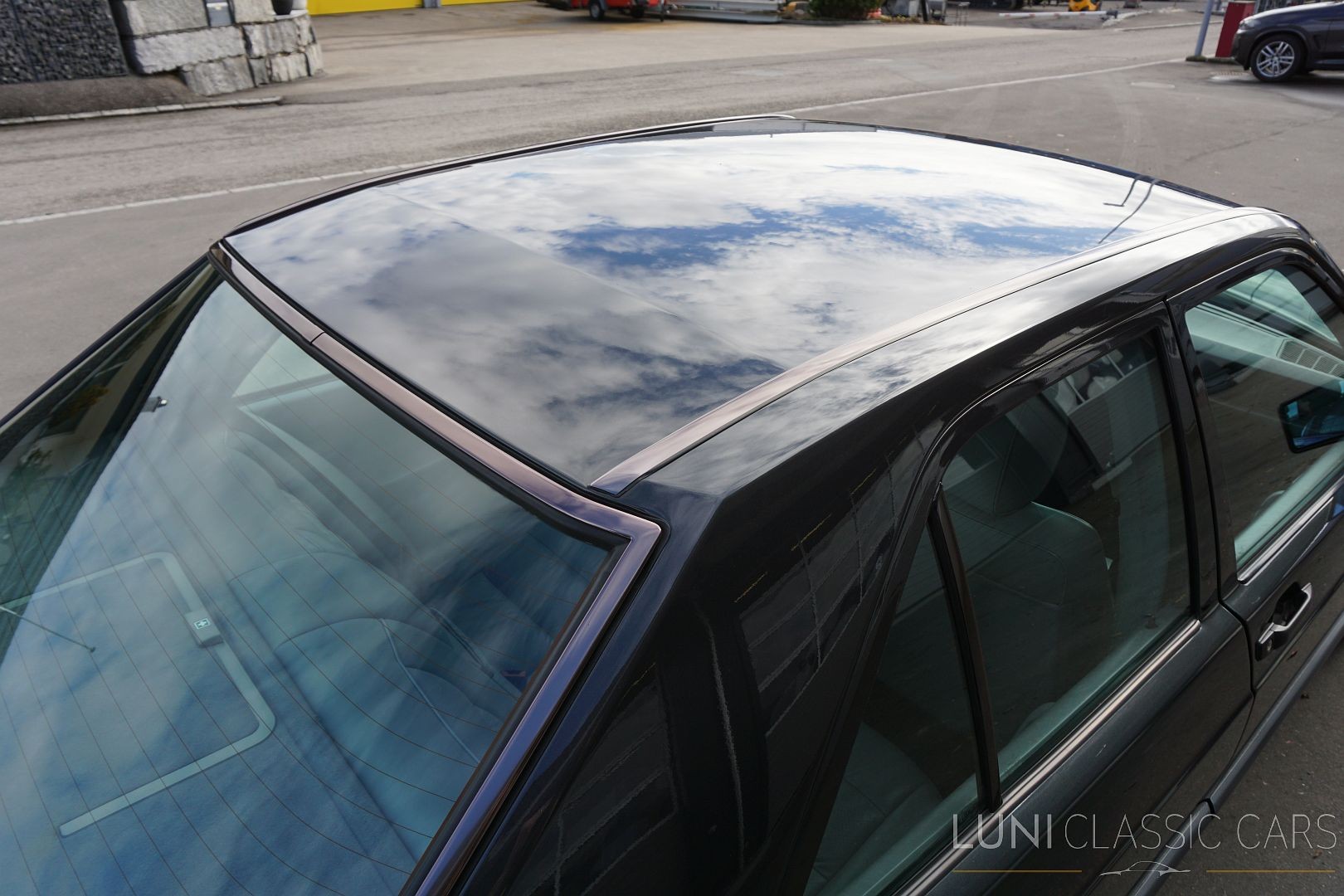 MERCEDES-BENZ 190 E 2.3-image-21