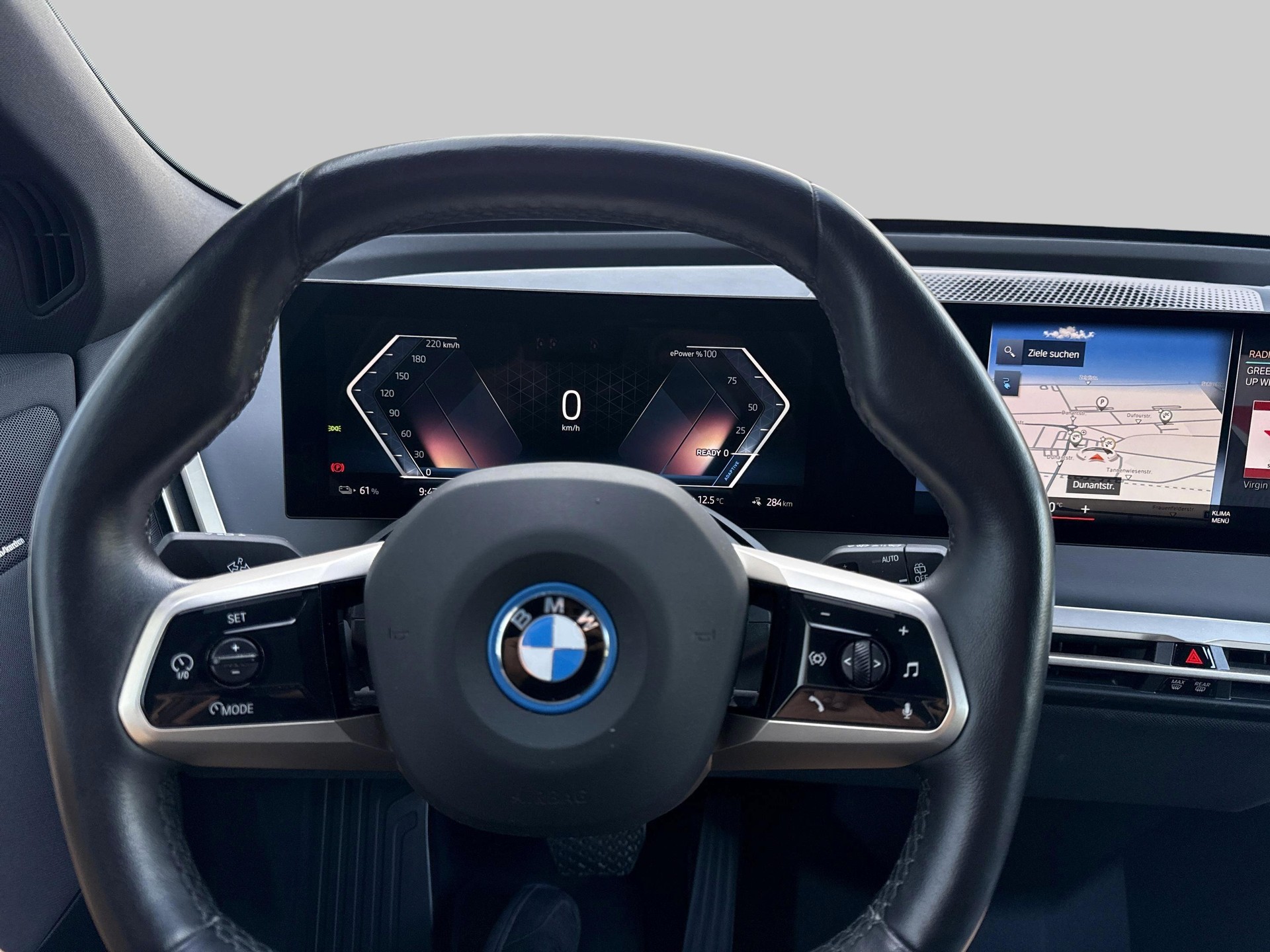 BMW iX xDrive50-image-13