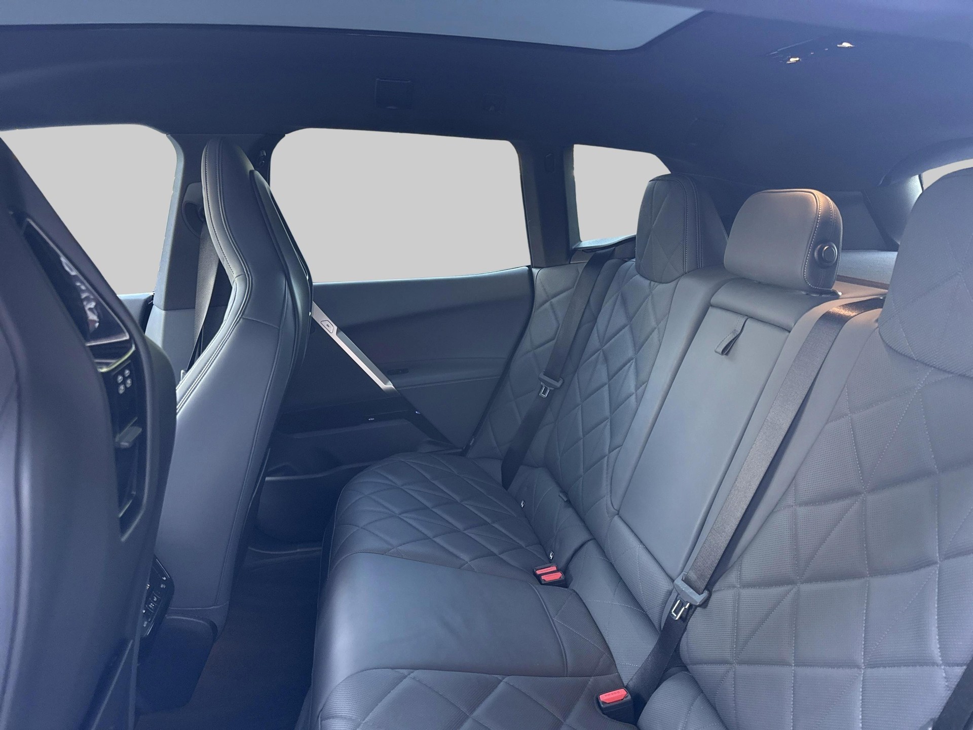 BMW iX xDrive50-image-17