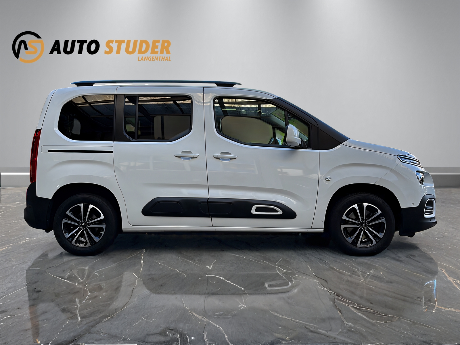 CITROEN Berlingo 1.5 BlueHDi 130 Shine-image-12