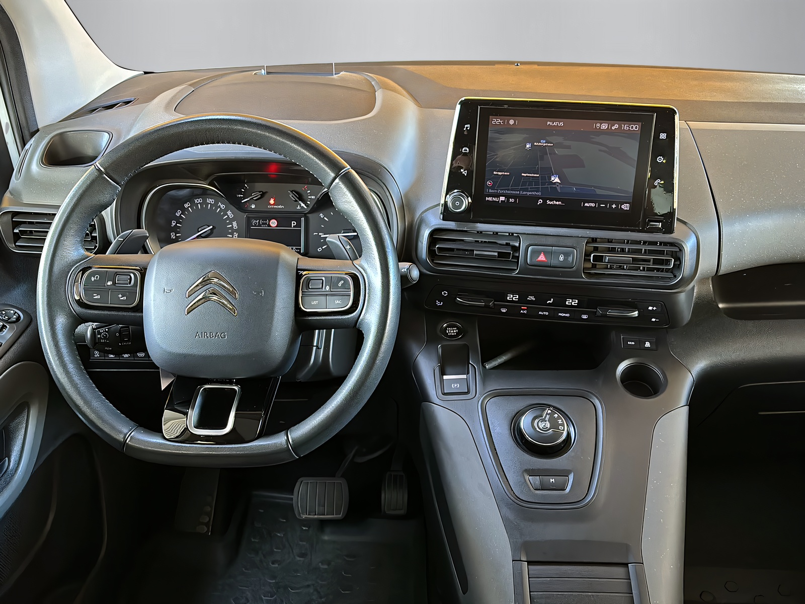 CITROEN Berlingo 1.5 BlueHDi 130 Shine-image-4