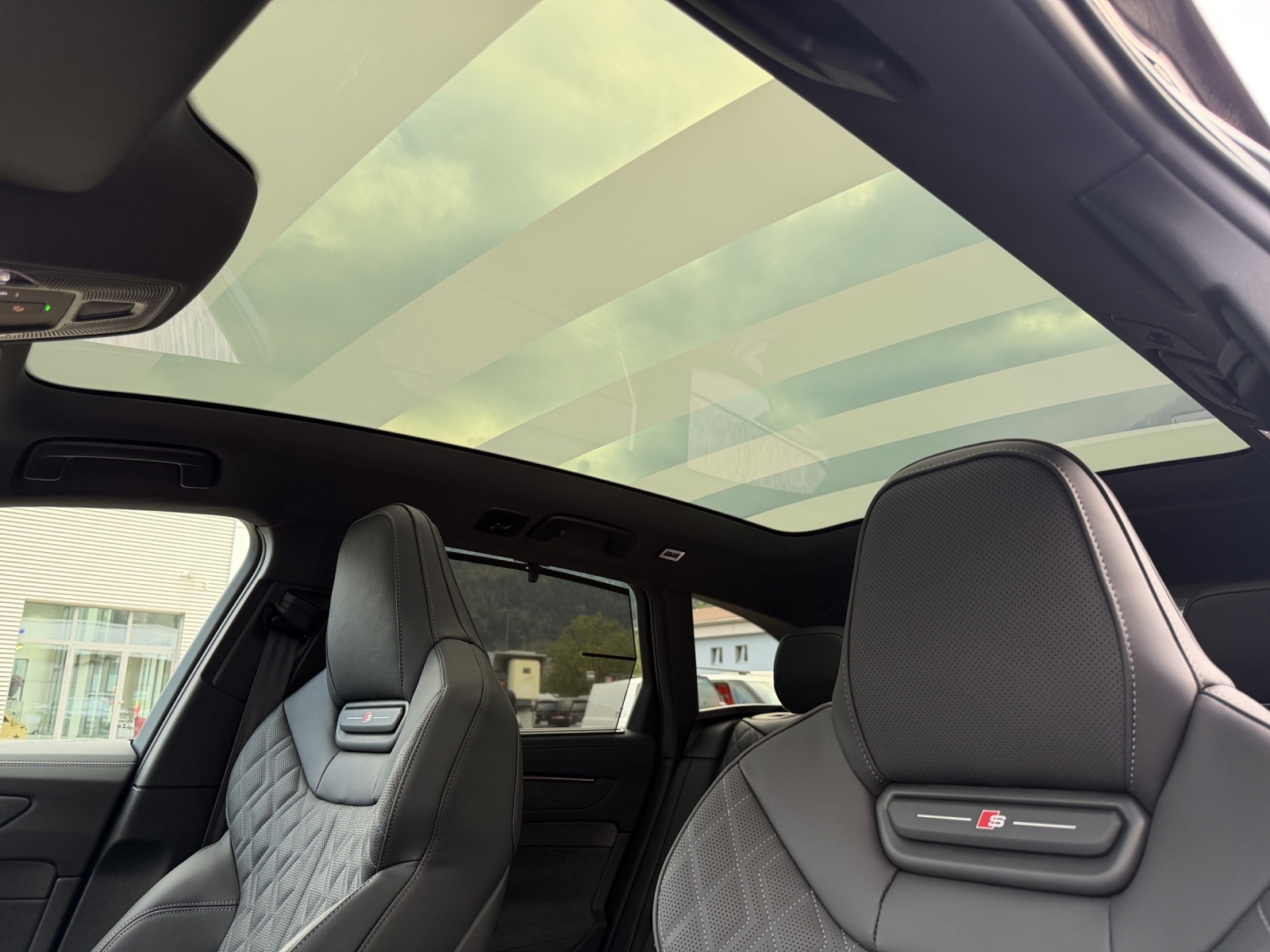 AUDI A6 allroad TDI quattro 220 kW S tronic-image-13
