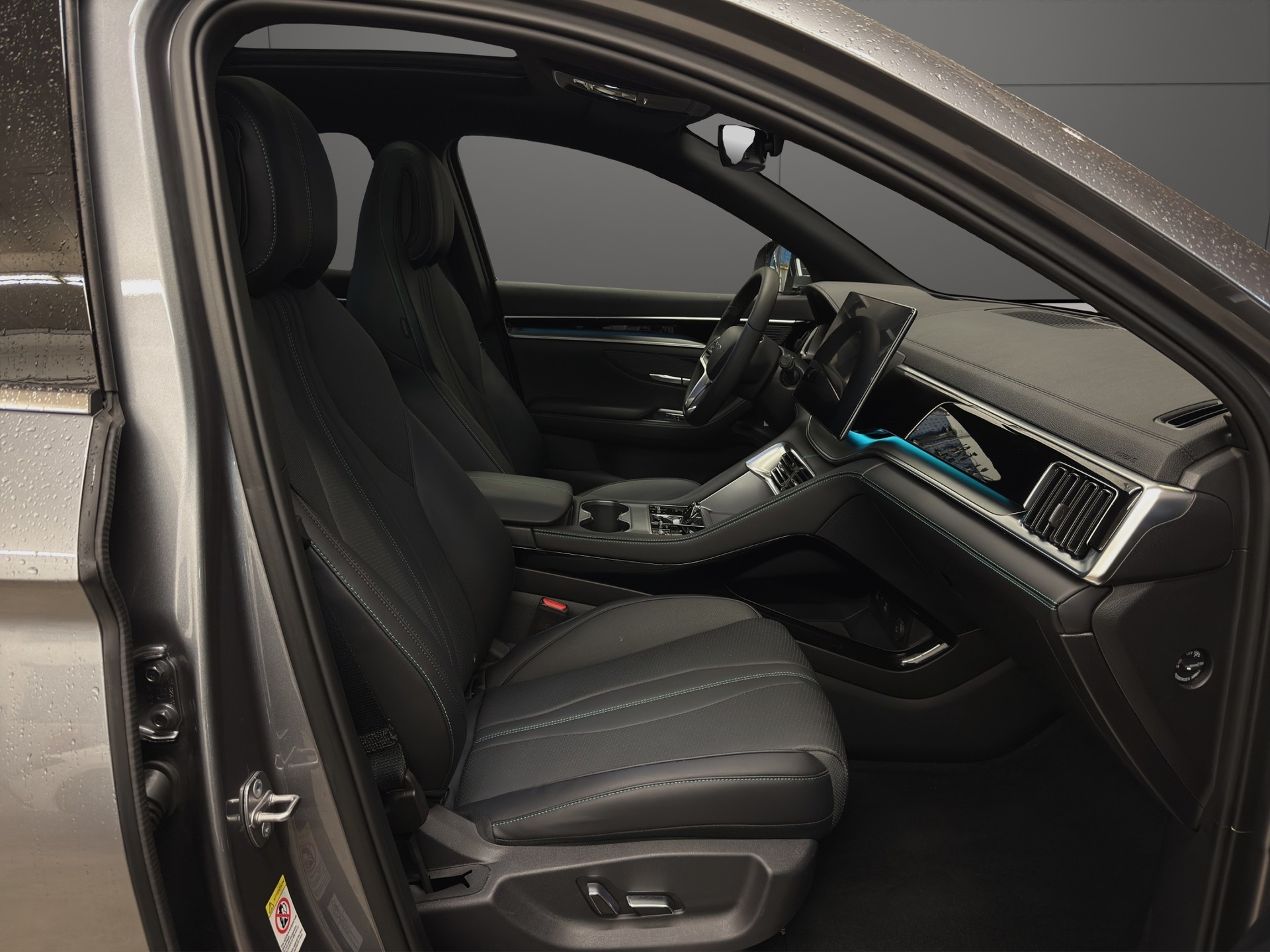 BYD Seal U DM-i Design AWD-image-10