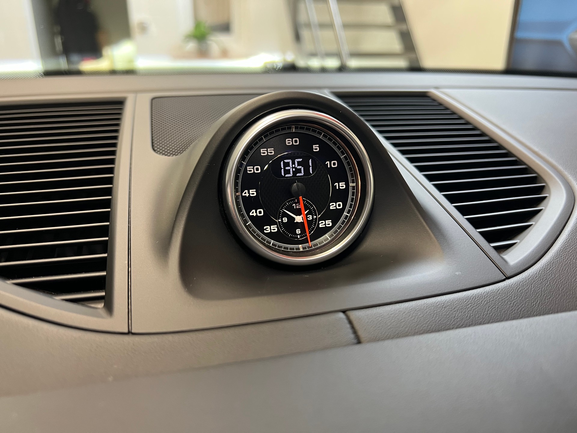 PORSCHE Macan Turbo PDK-image-9