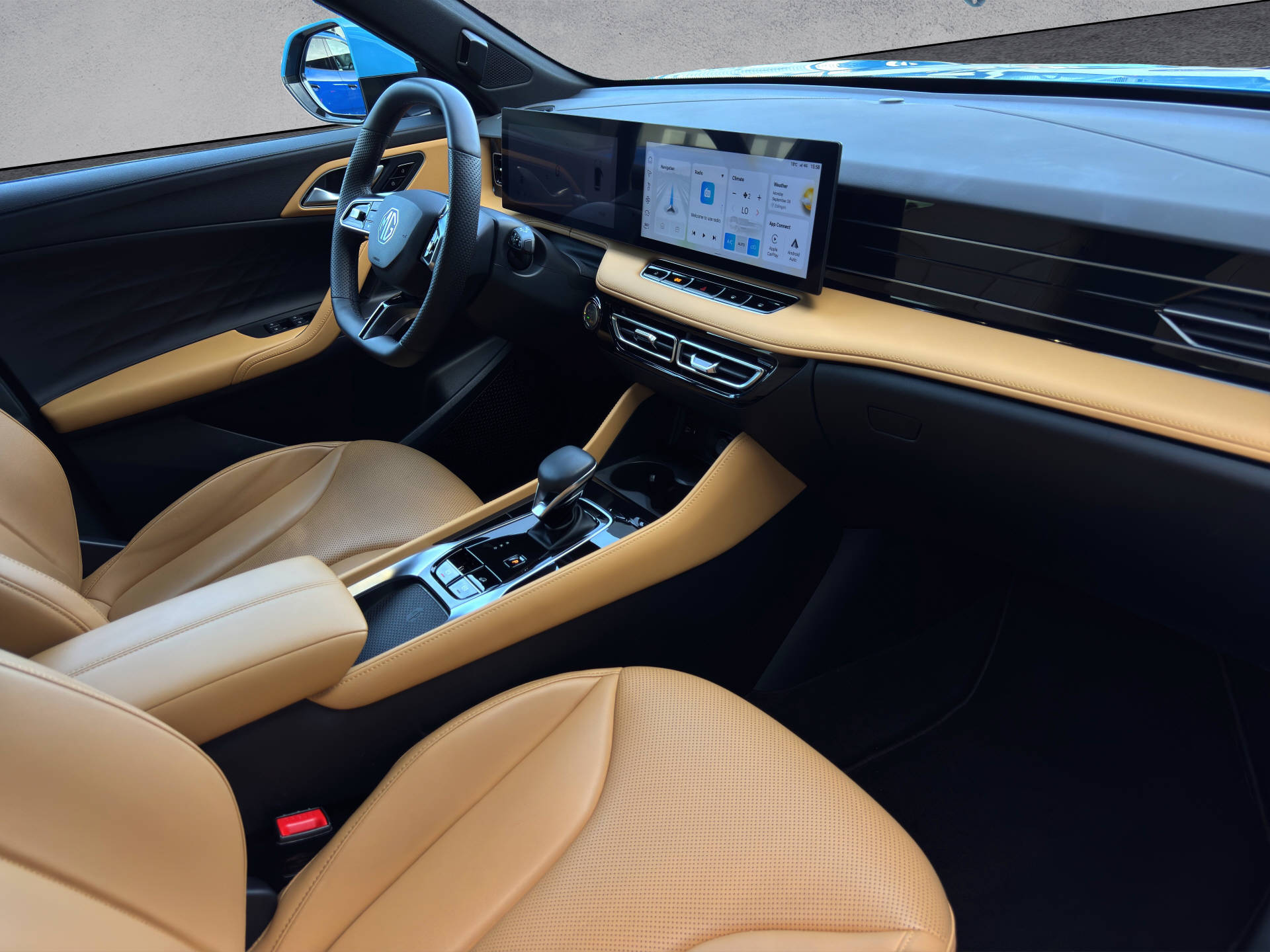 MG HS 1.5 Hybrid Luxury-image-14