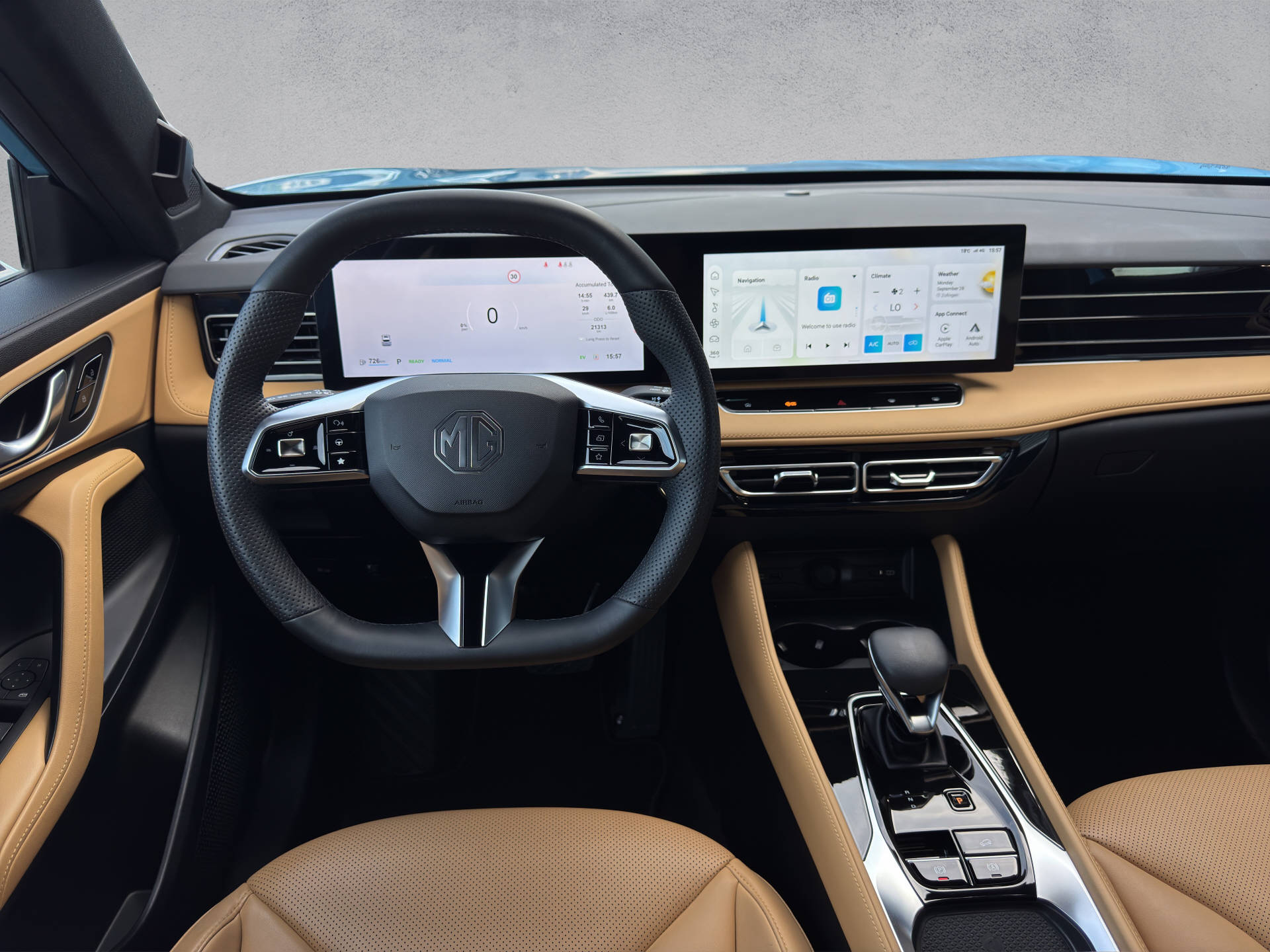 MG HS 1.5 Hybrid Luxury-image-12