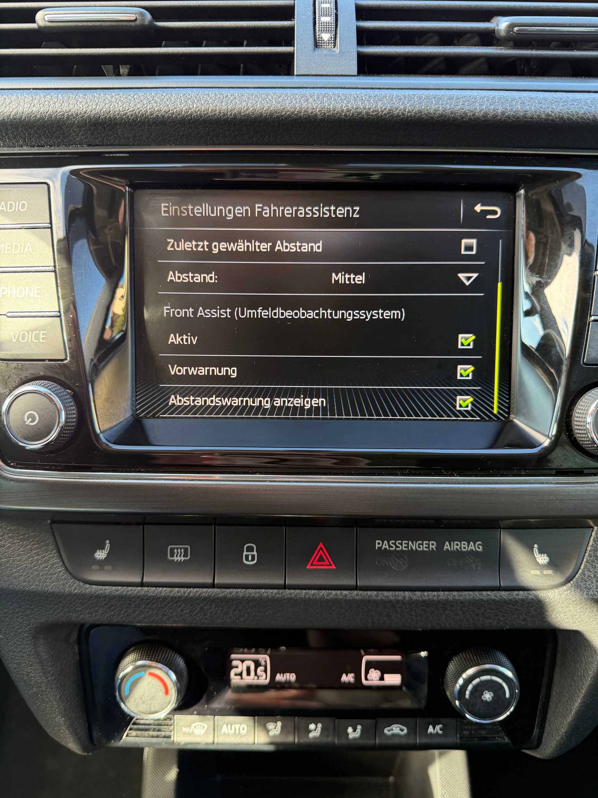 SKODA Fabia 1.0 TSI Clever DSG-image-12