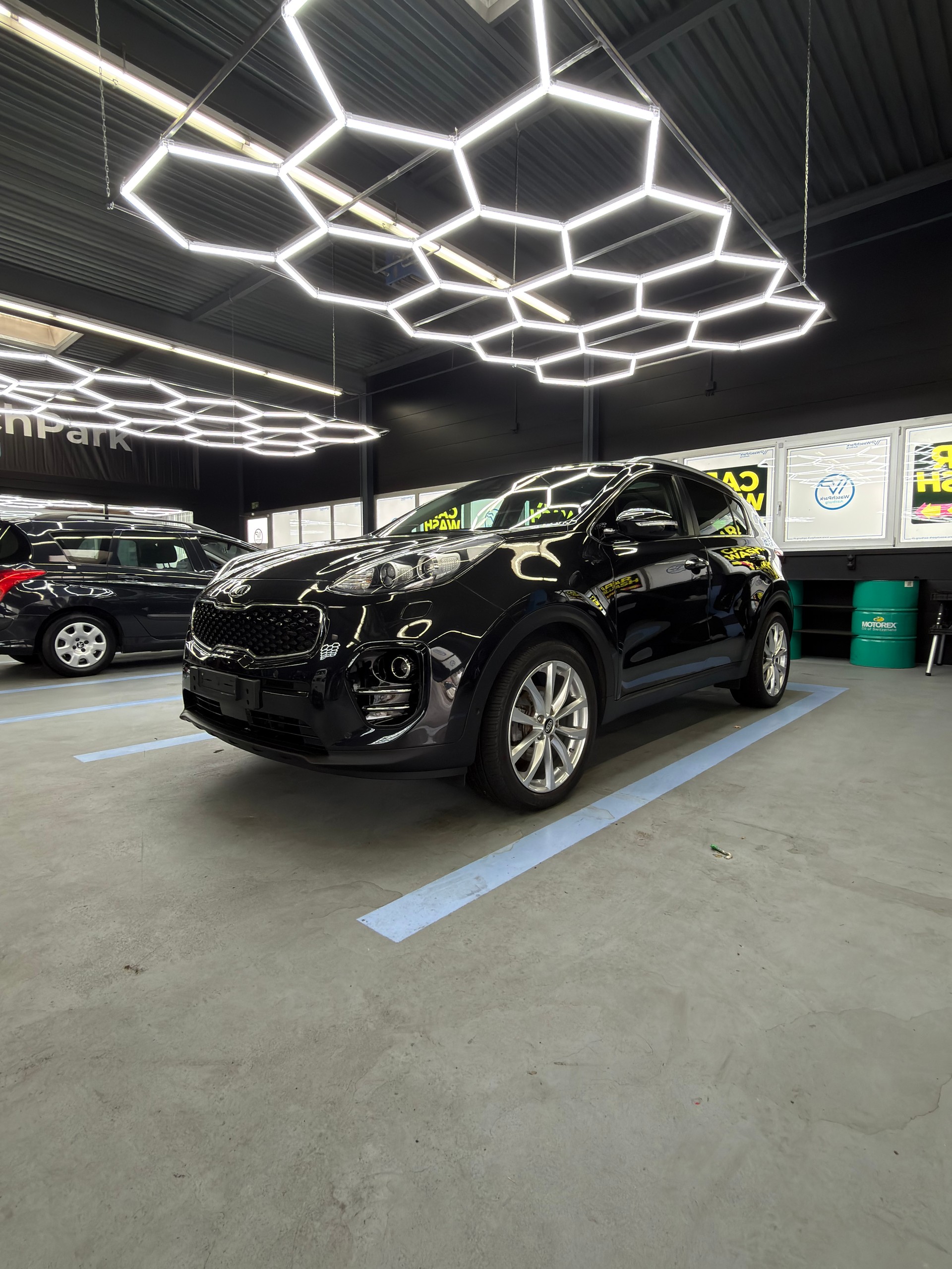KIA Sportage 2.0CRDi Style 4WD Automat-image-1
