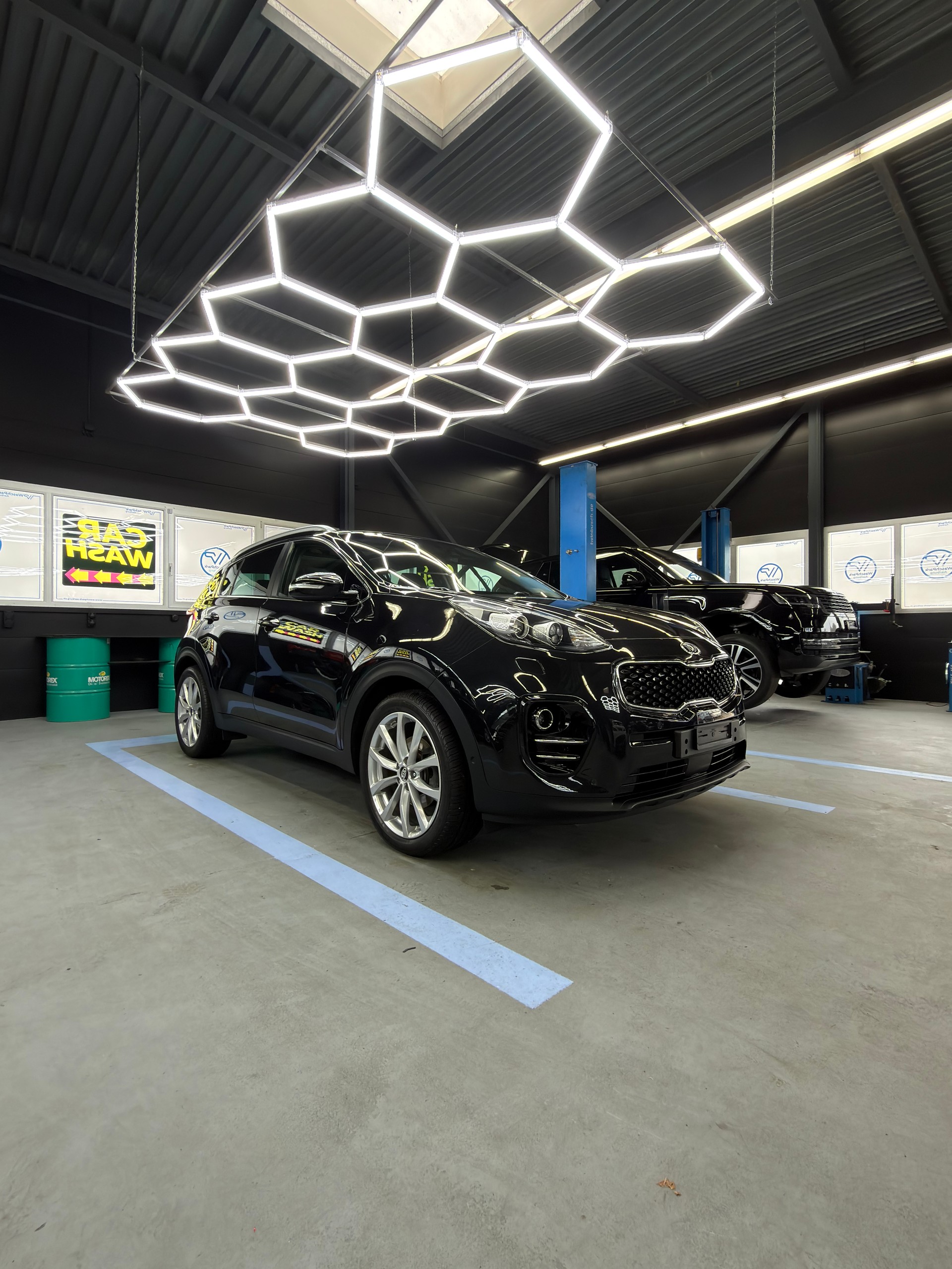 KIA Sportage 2.0CRDi Style 4WD Automat-image-7