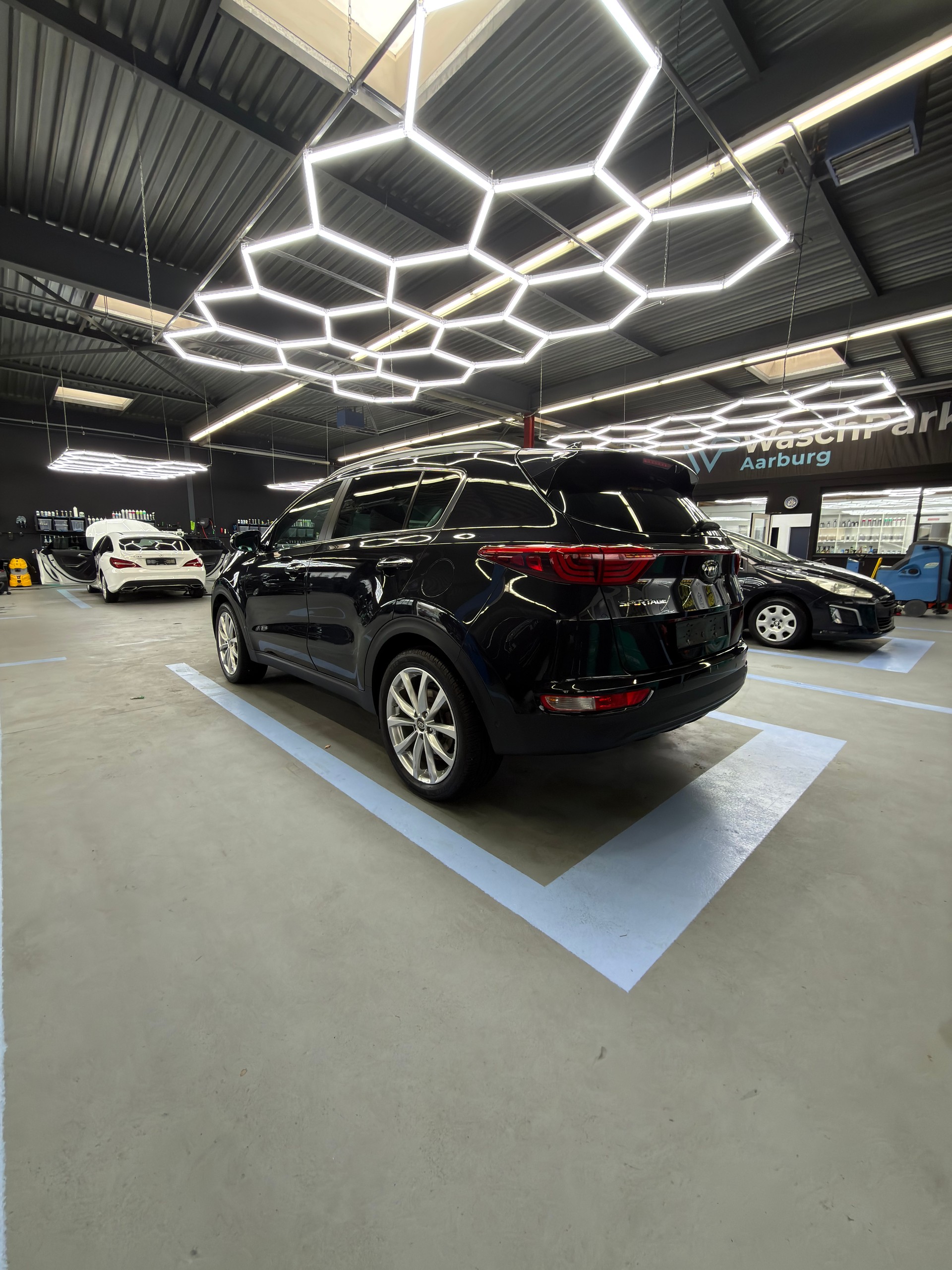 KIA Sportage 2.0CRDi Style 4WD Automat-image-3