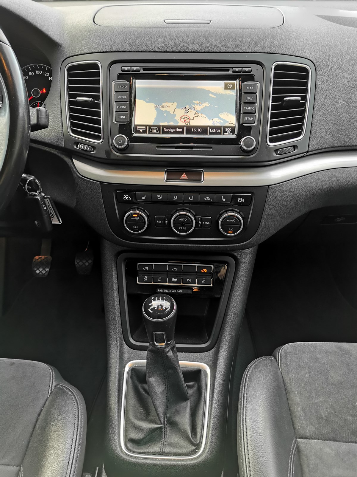 VW Sharan 2.0 TDI BMT Highline 4Motion-image-5