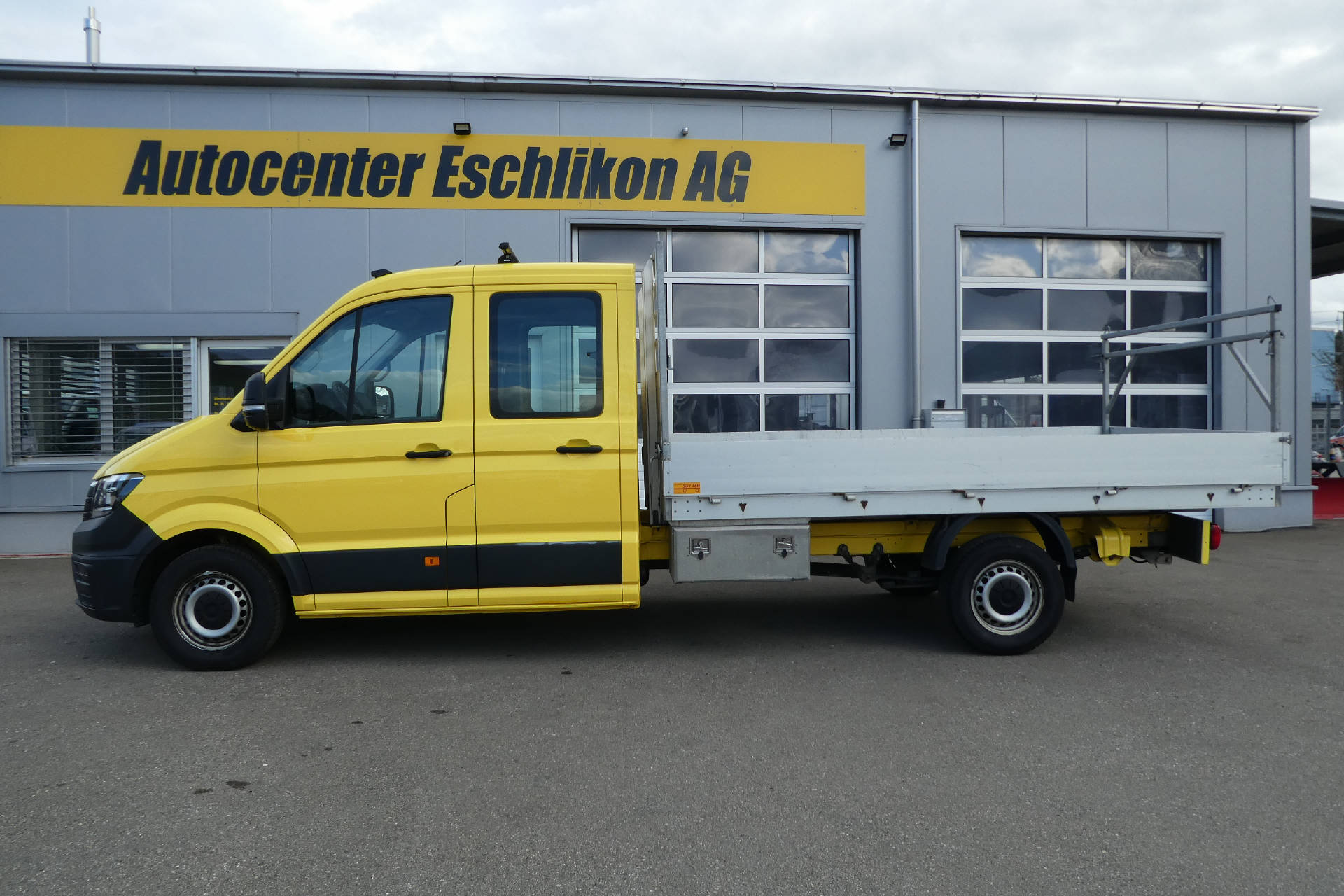 VW Crafter 35 DKab.-Pick-up 4490 2.0 BI-TDI 177 Entry 4Motion*Automat*Navi*-image-1