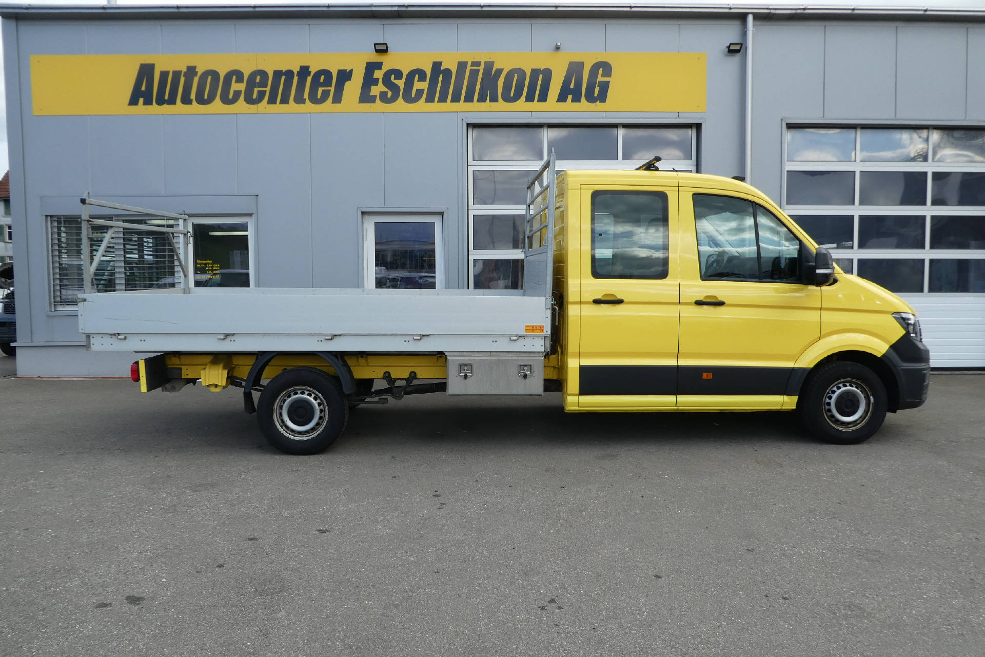 VW Crafter 35 DKab.-Pick-up 4490 2.0 BI-TDI 177 Entry 4Motion*Automat*Navi*-image-3