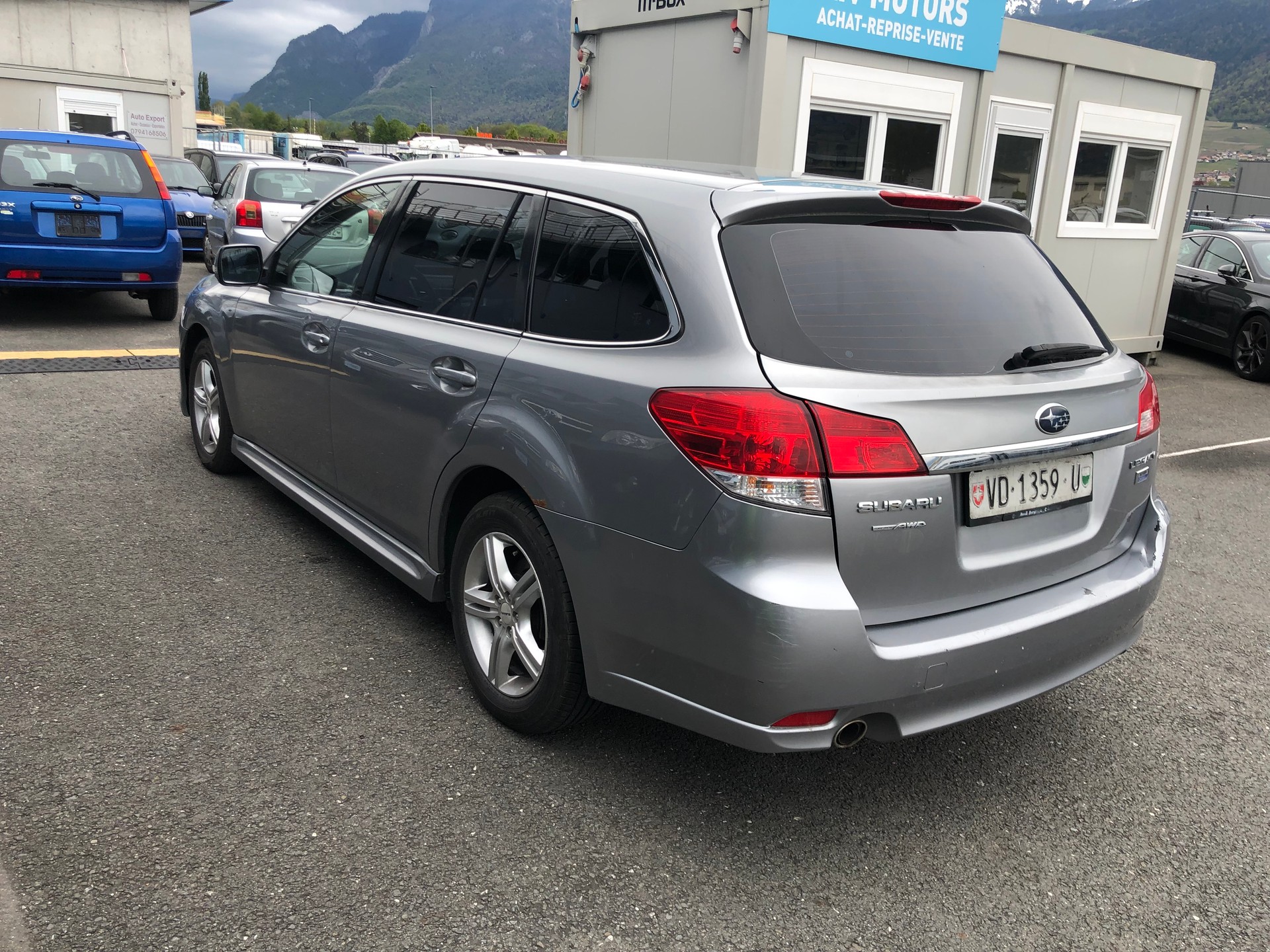 SUBARU Legacy 2.0D Swiss AWD-image-3