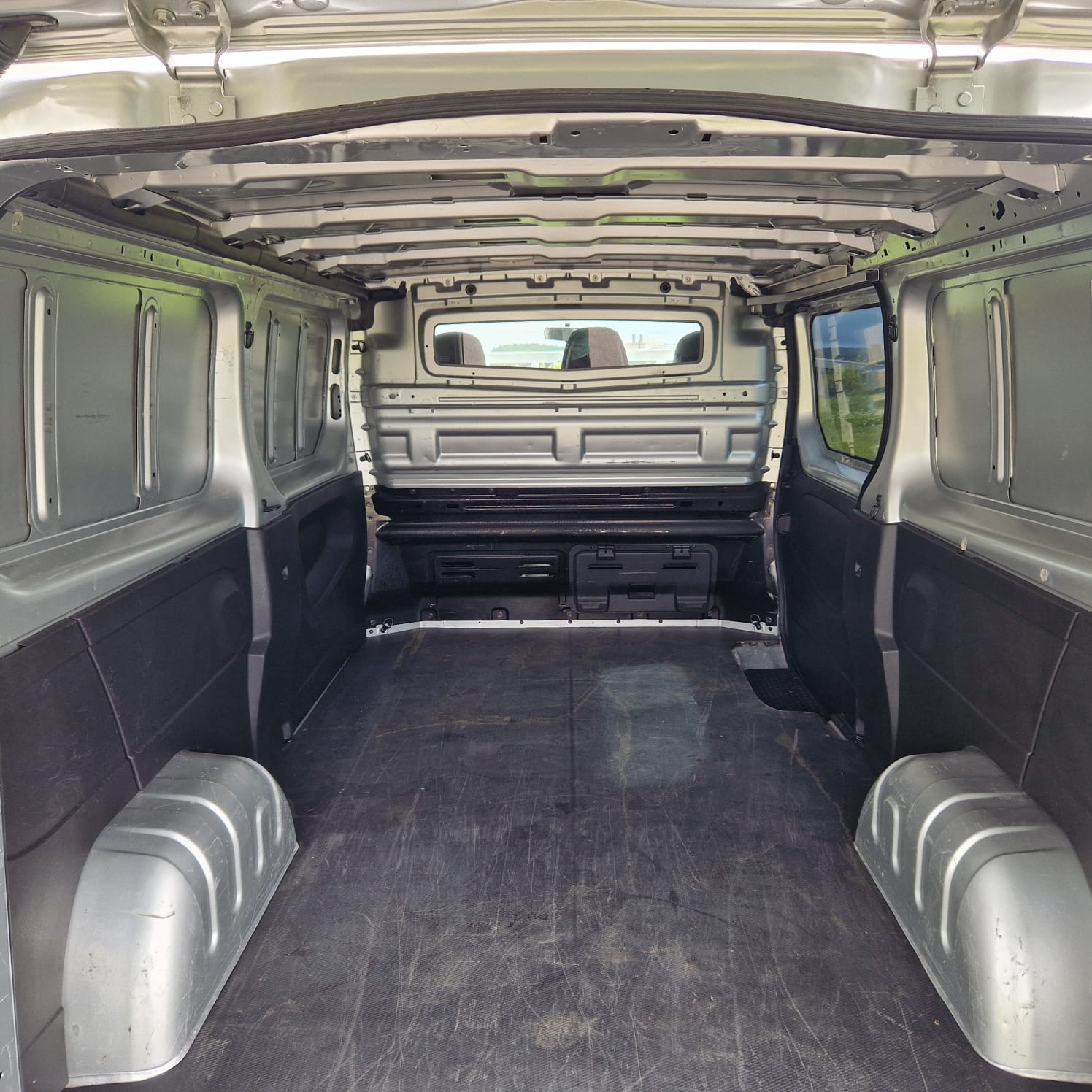OPEL Vivaro 1.6 BiTurbo CDTI ecoFLEX 2.9t L2H1-image-16
